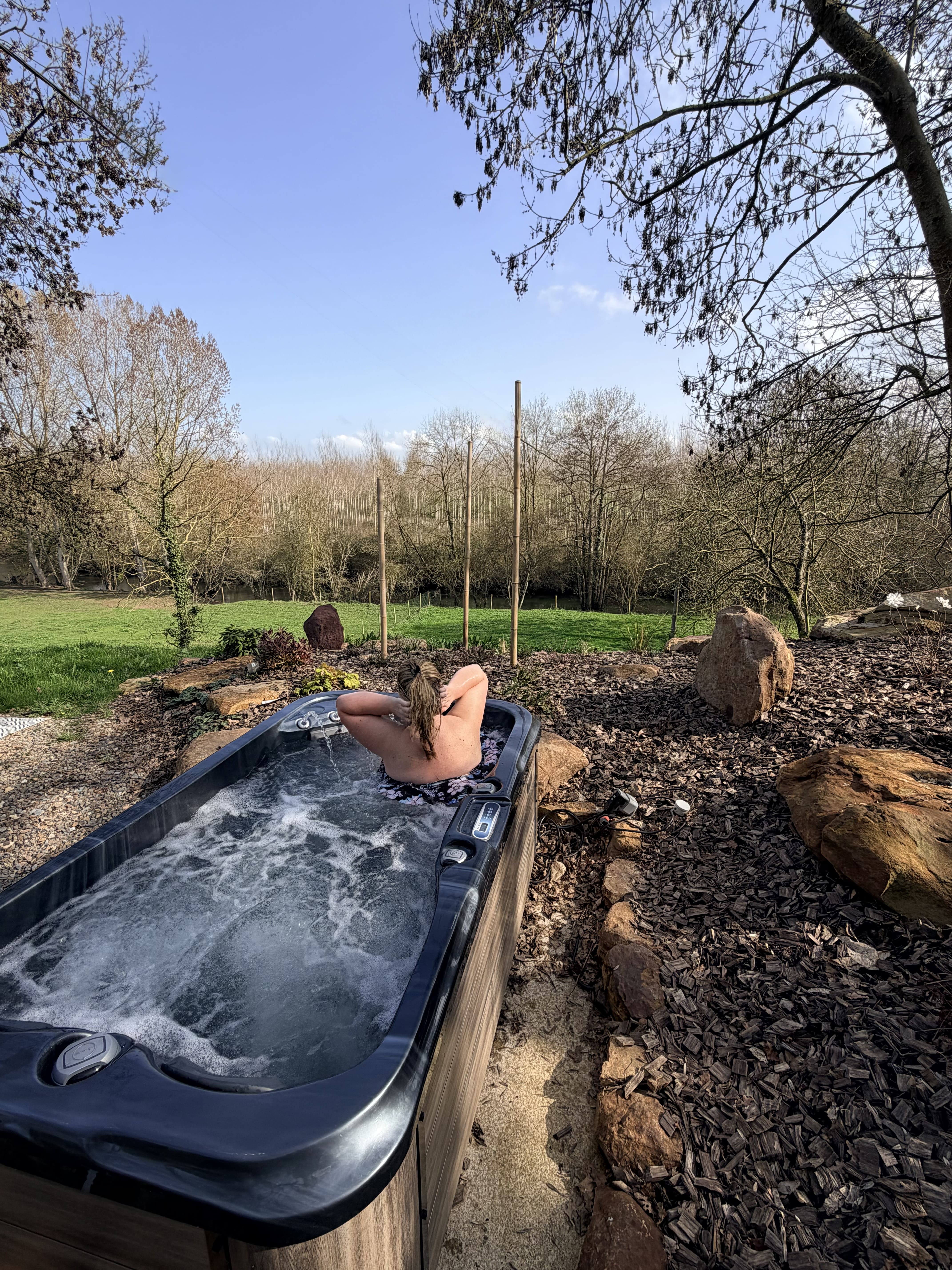 Dôme de la Tuffière — Nuit étoilée avec spa à La Tuffière (Sarthe) à Saint-Germain-d'Arcé — chambre