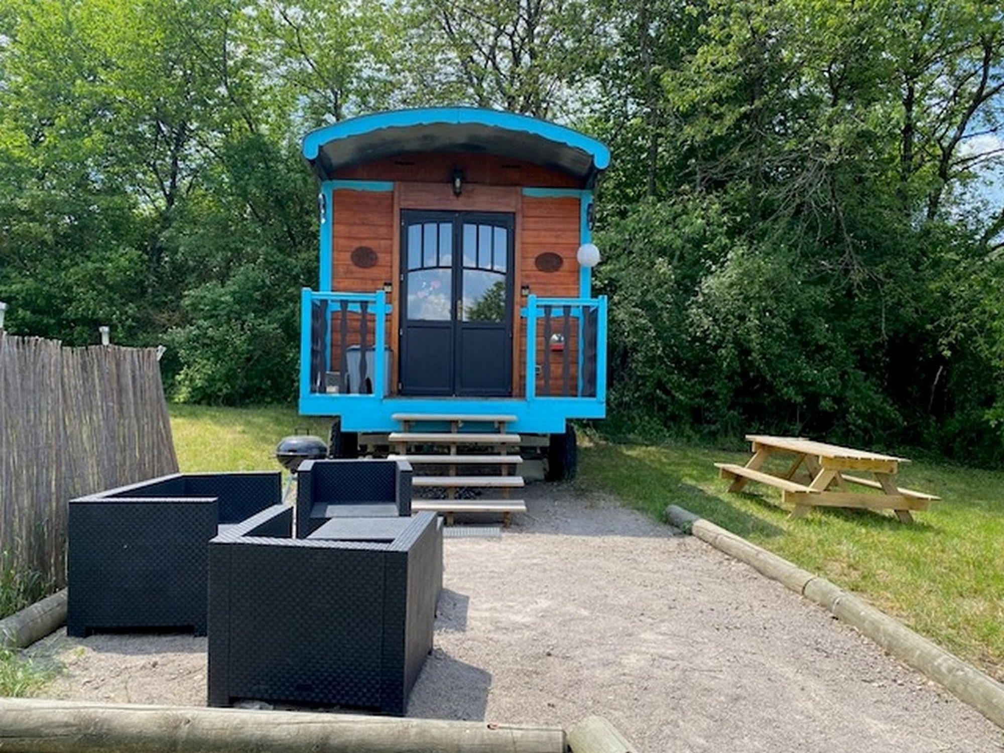 Roulotte Orbe — Séjour bohème avec spa à Moselle