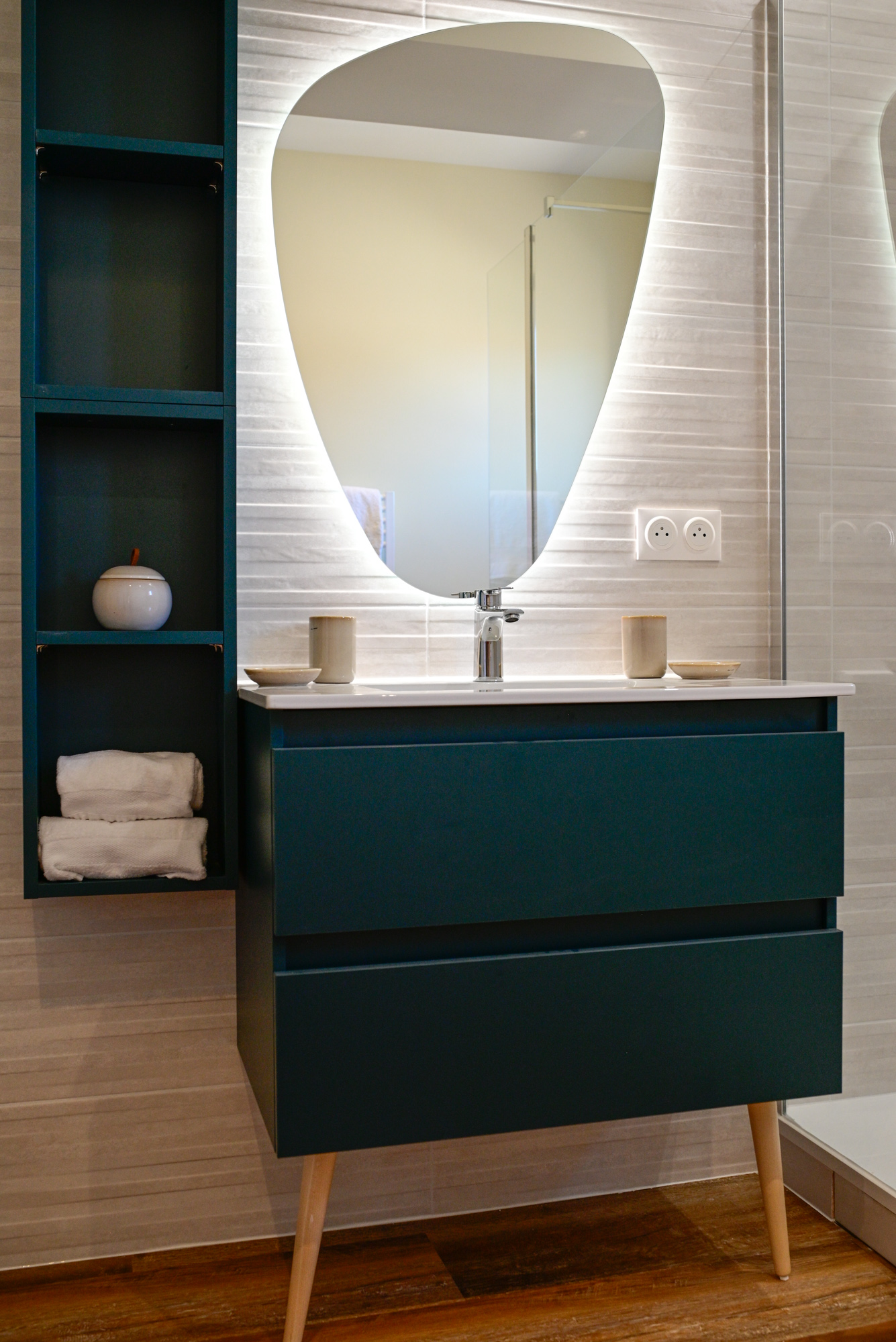 Studio Deluxe Cabernet — Hébergement avec spa à Bordeaux (Gironde) à Bordeaux — vue depuis la terrasse
