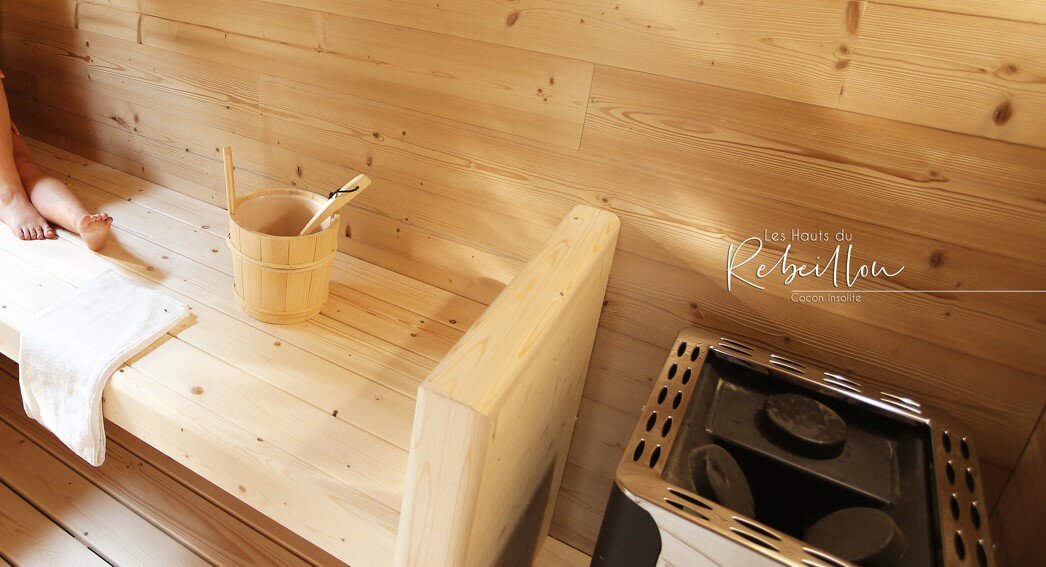 La Cabane des Hauts Du Rebeillou — Cabane Spa à Haute-Garonne à Toulouse — environnement naturel