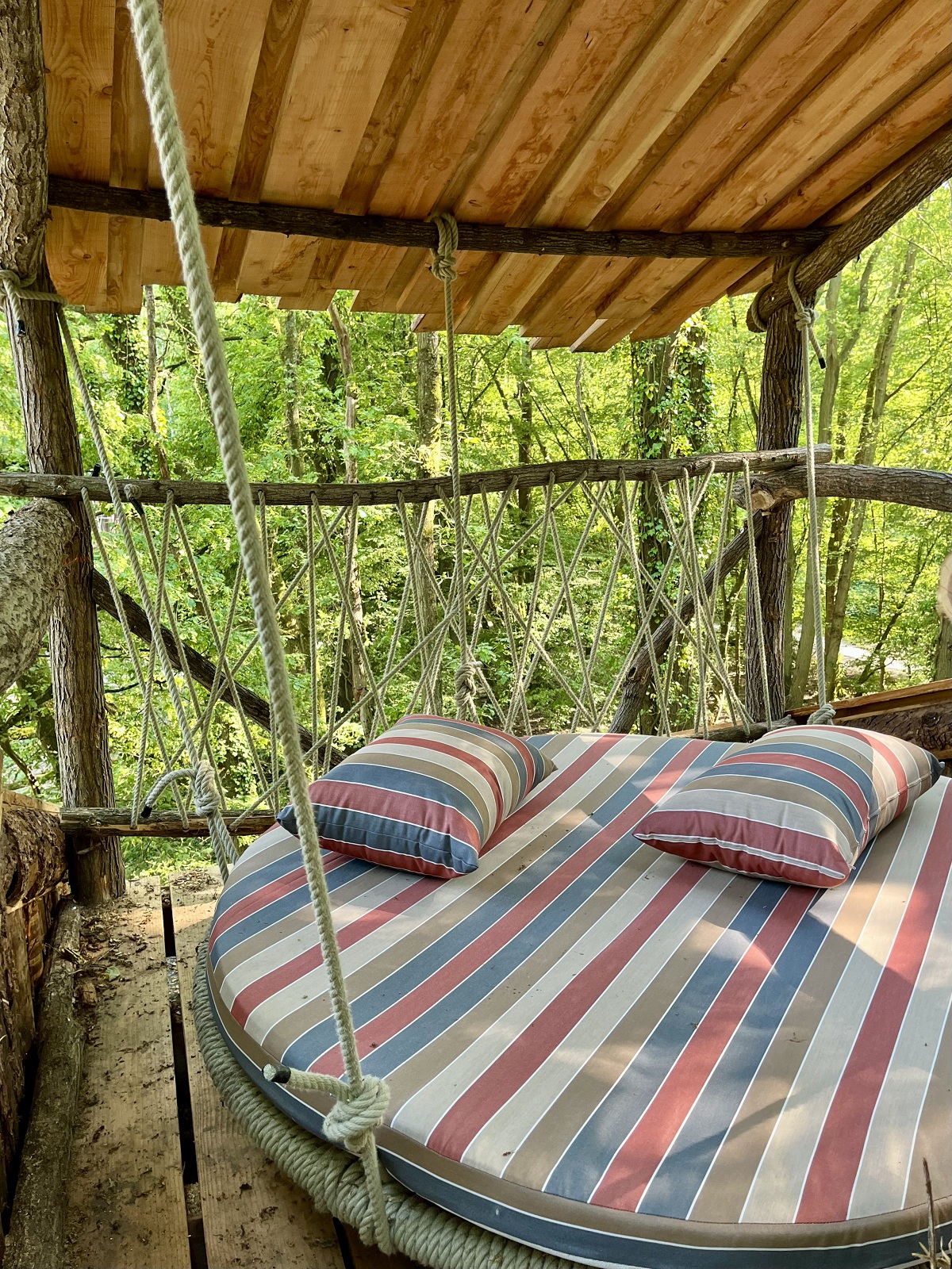 Cabane Spa Terre-et-Ciel : une évasion en Picardie à St-Léger-Aux-Bois — vue intérieure