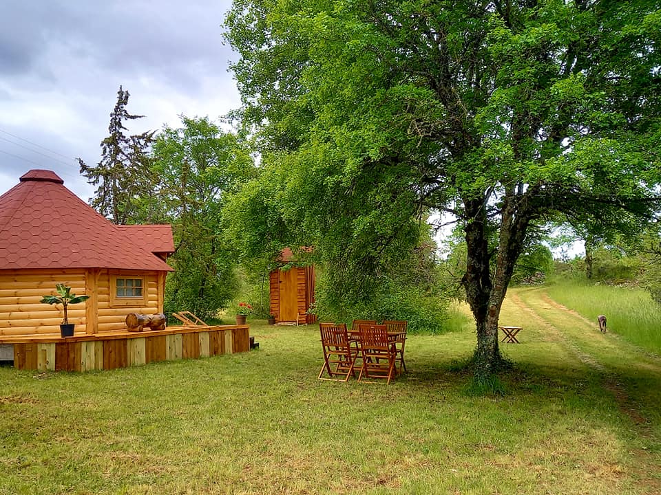 L' Escoundetto — Kota avec spa à Lot à Saint-Cirgues — espace de vie