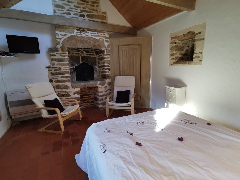 Le Four à Pains : une maisonnette bretonne au charme unique à Ambon — salle de bain