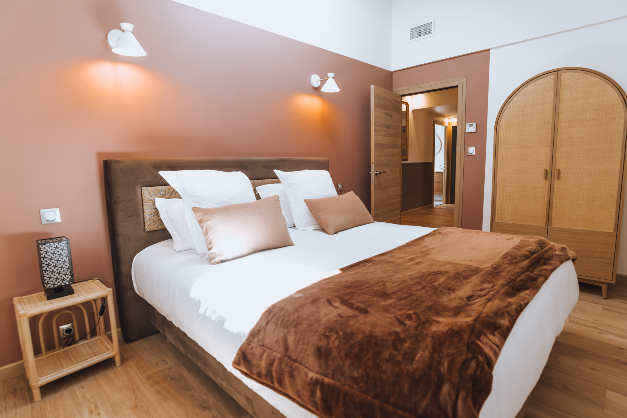 Chez Jean-François, un gîte d'exception en Languedoc à Pézenas — salle de bain