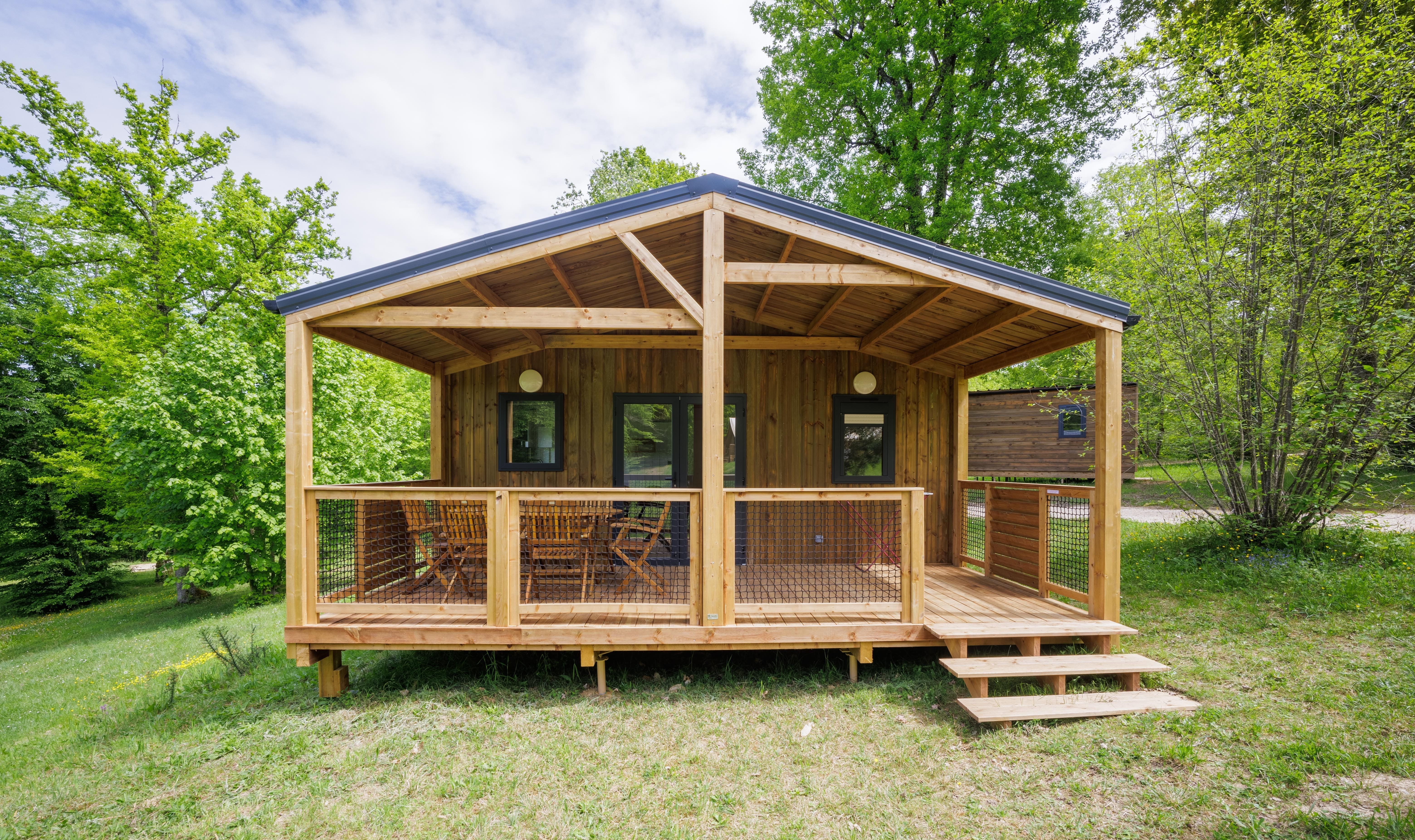 Chalet Horizon — Confort et spa à 7 personnes dans le Lot à Cahors — vue intérieure