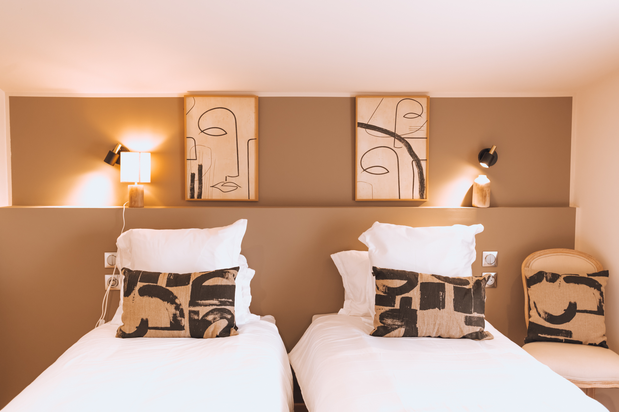 Chez Le Jardinier : une évasion sensorielle en Languedoc-Roussillon à Pezenas — chambre