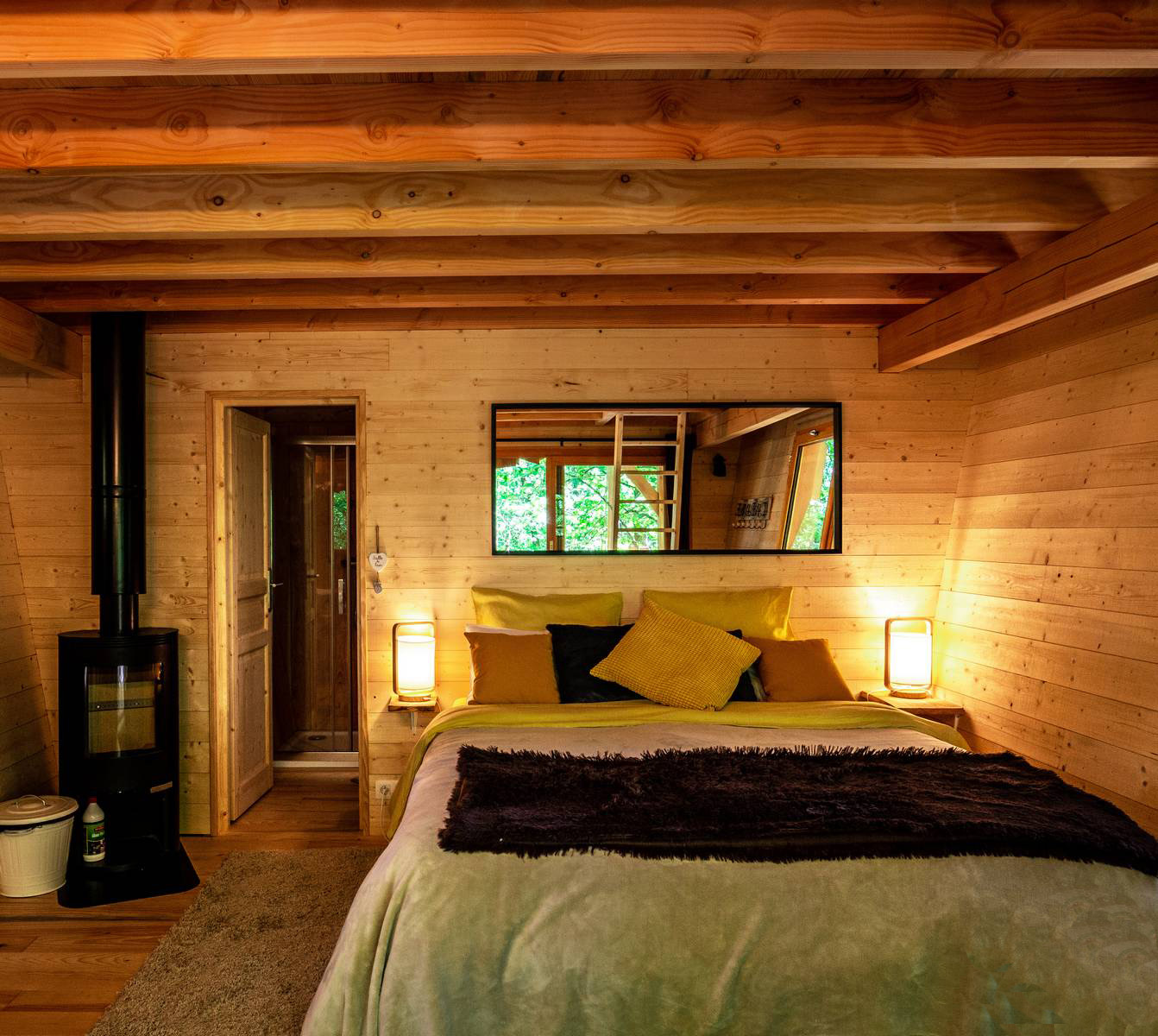Cabane Artémis — Cabane sur pilotis avec spa à Lot-et-Garonne à Agen — chambre