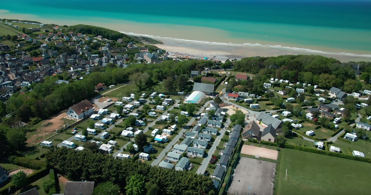 Évasion en tente lodge au cœur de la Haute-Normandie à Veules Les Roses — détail architectural
