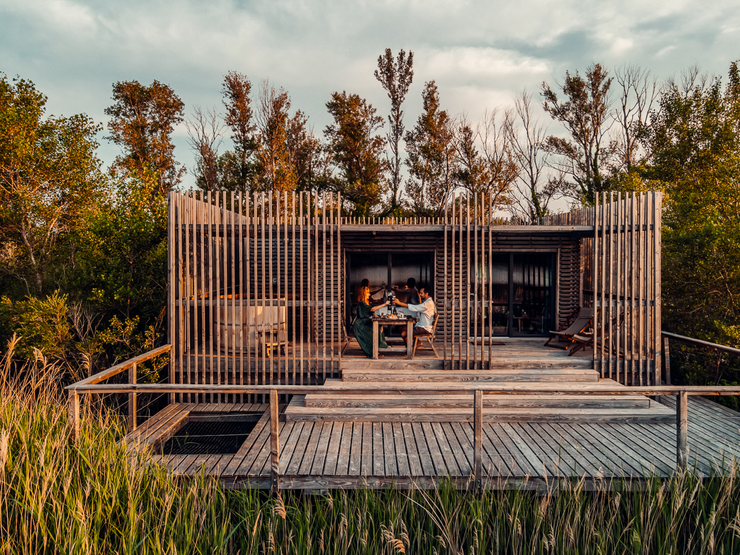 Cabane Spa Eternelle : une évasion sur pilotis en Provence à Sorgues — espace de vie