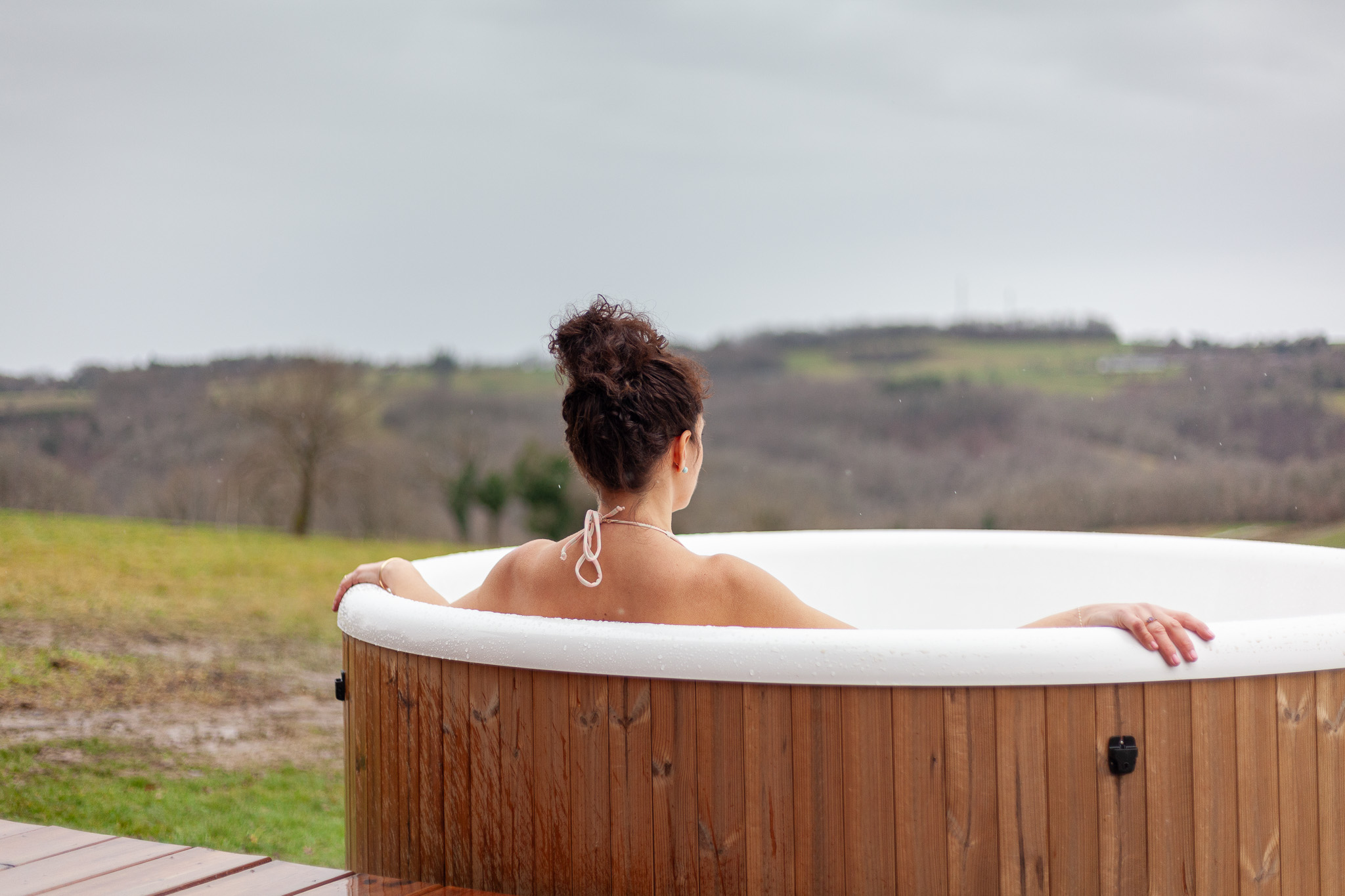 Lodge cosy & spa — Tiny House avec bain nordique en Dordogne à Pépiite Périgord Vert — environnement naturel