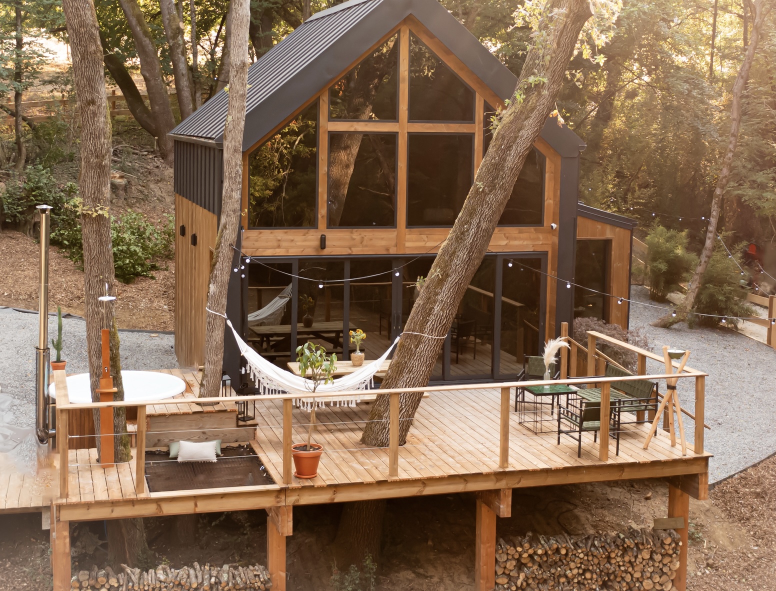 Ecolodge la Palombière — Cabane sur pilotis avec spa privatif à Gers — Cabane sur pilotis à Gers