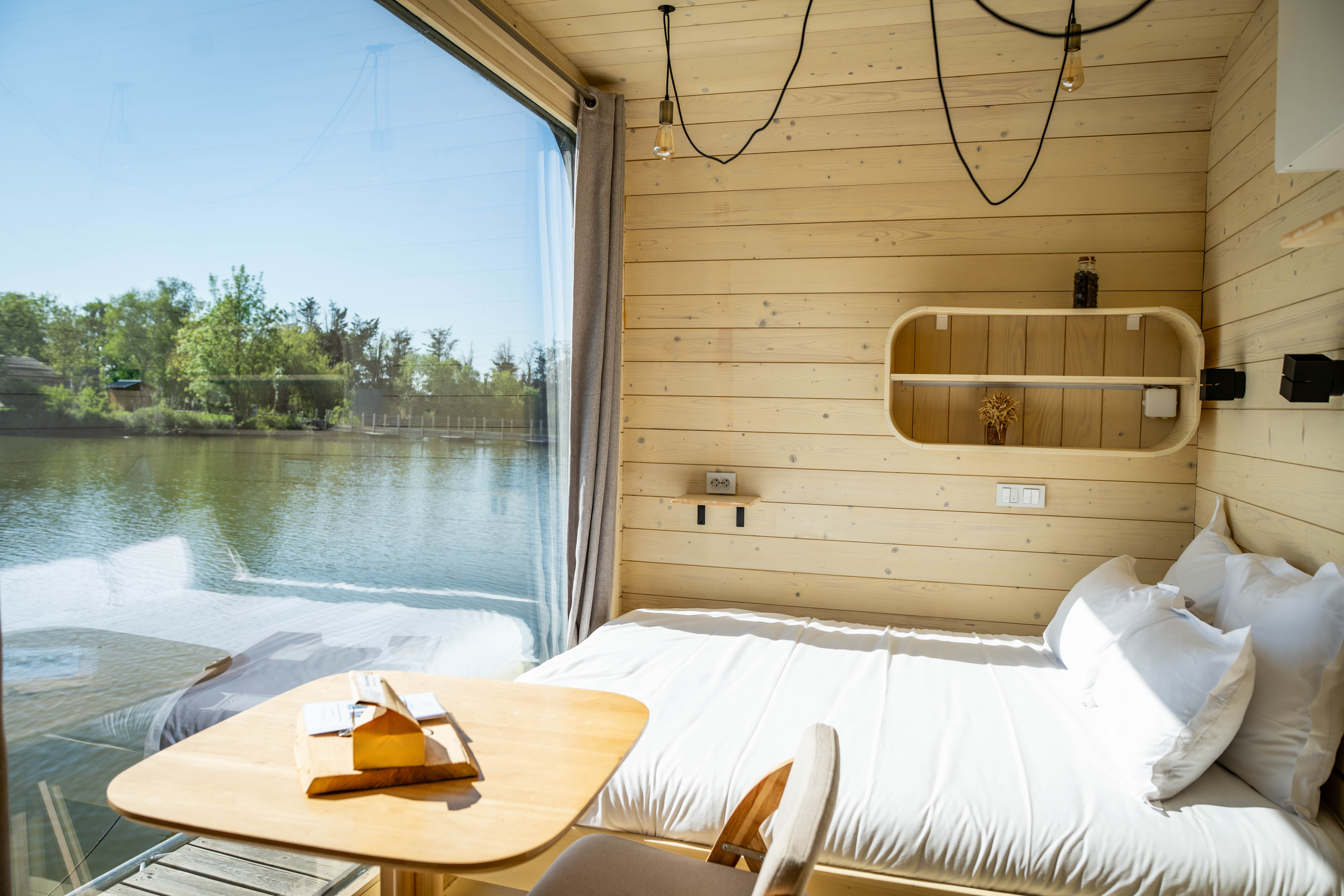 Cabane Héron — Écolodge romantique avec spa à Ain à Druillat — détail architectural