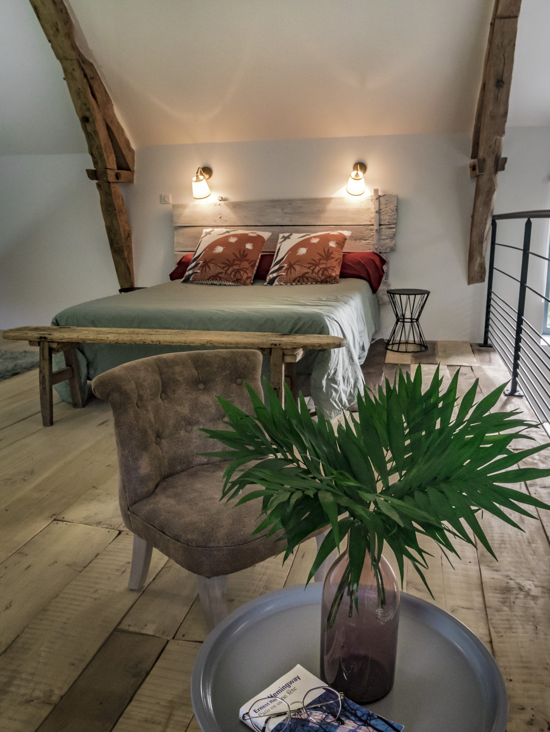 Le loft des Hauts de Bagadou : une évasion romantique en Occitanie à Martel — salle de bain