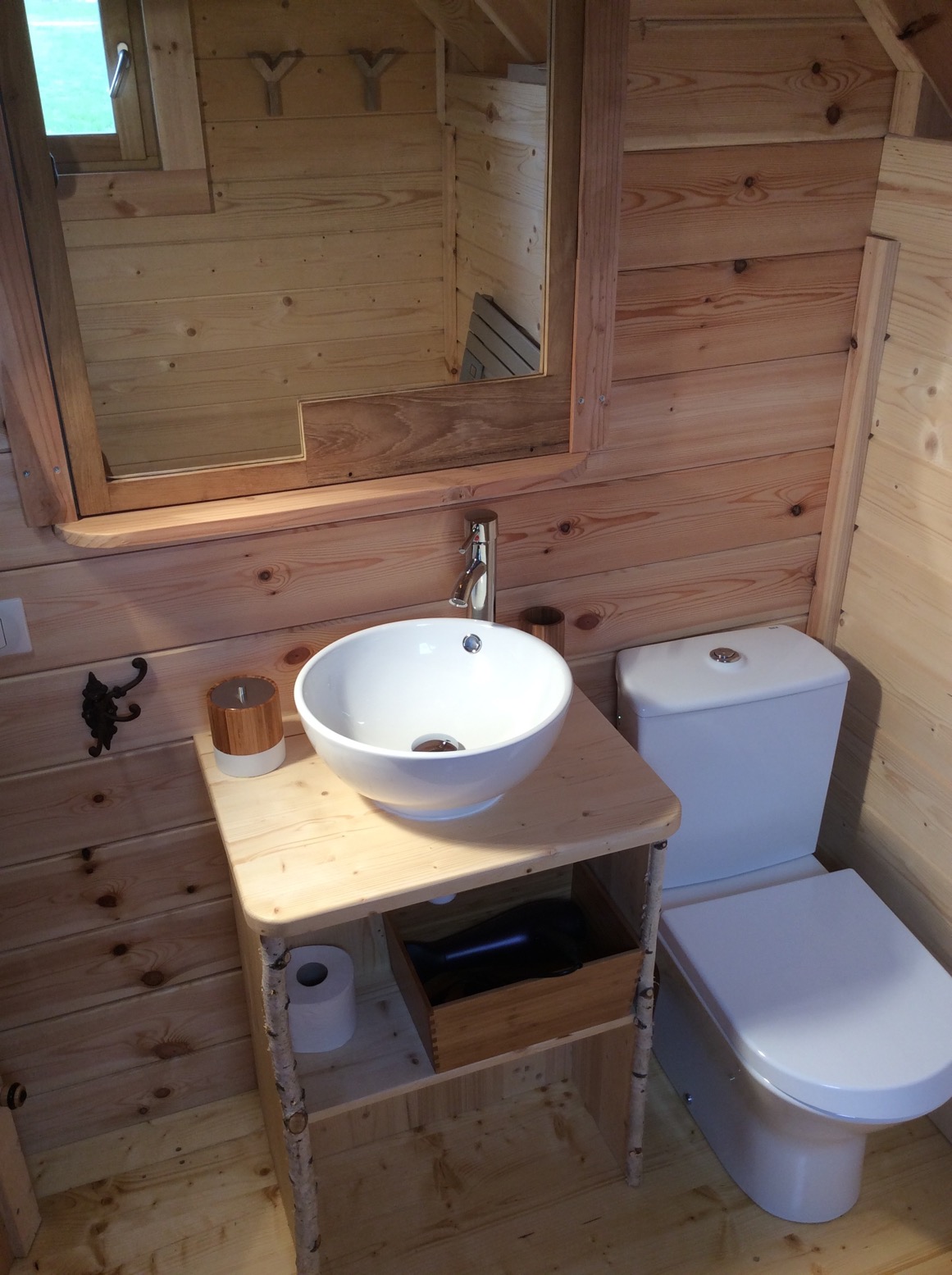 La Cabane Robinson : une expérience unique sur pilotis en Aquitaine à Berson — environnement naturel