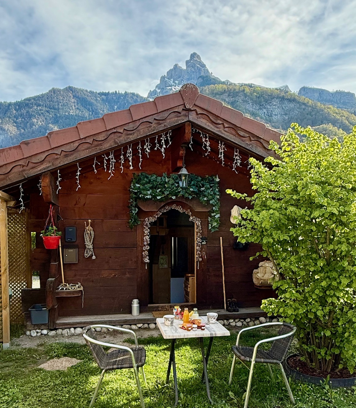 Mazot des Rules — Chalet avec spa à Sallanches en Haute-Savoie à Sallanches — espace de vie