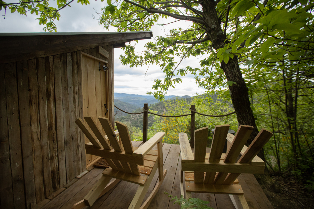 L'Observatoire : une cabane immersive en pleine nature à Mialet — espace de vie
