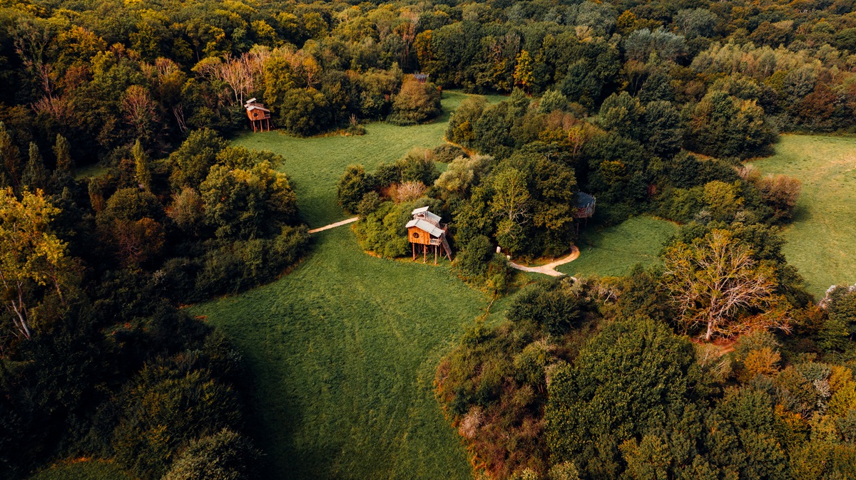 Cabane Spa Septième Ciel : une évasion sur pilotis en Picardie à St-Léger-Aux-Bois — salle de bain
