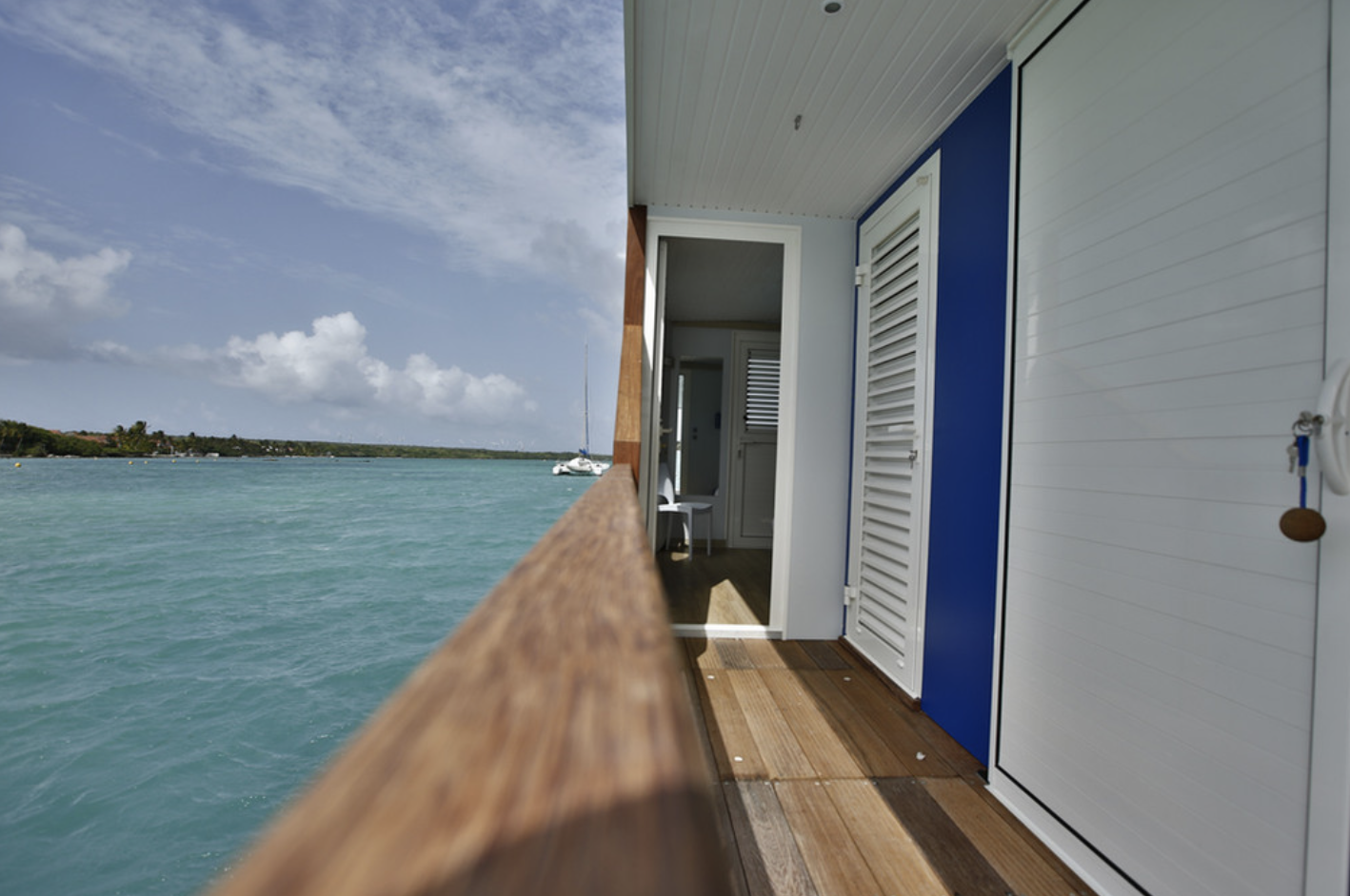 Vivez l'expérience unique d'un House Boat à Sainte Anne à Sainte Anne — cuisine