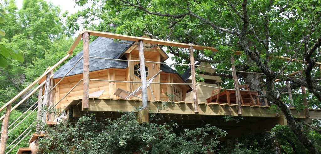 Évasion en cabane dans les arbres à Nonette — Cabane à St Simon