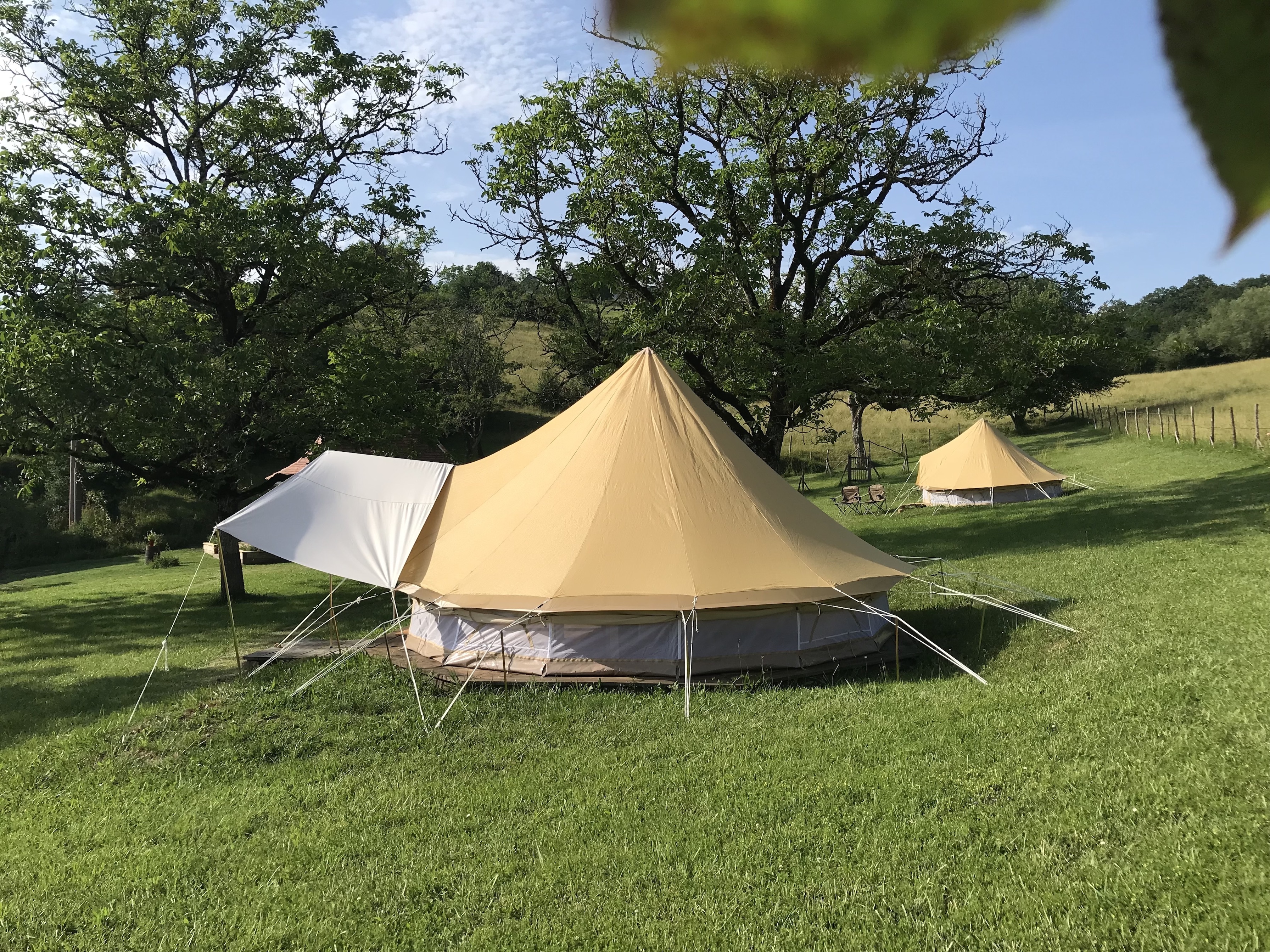 Tente Noix : une expérience immersive en pleine nature à Astaillac — espace de vie