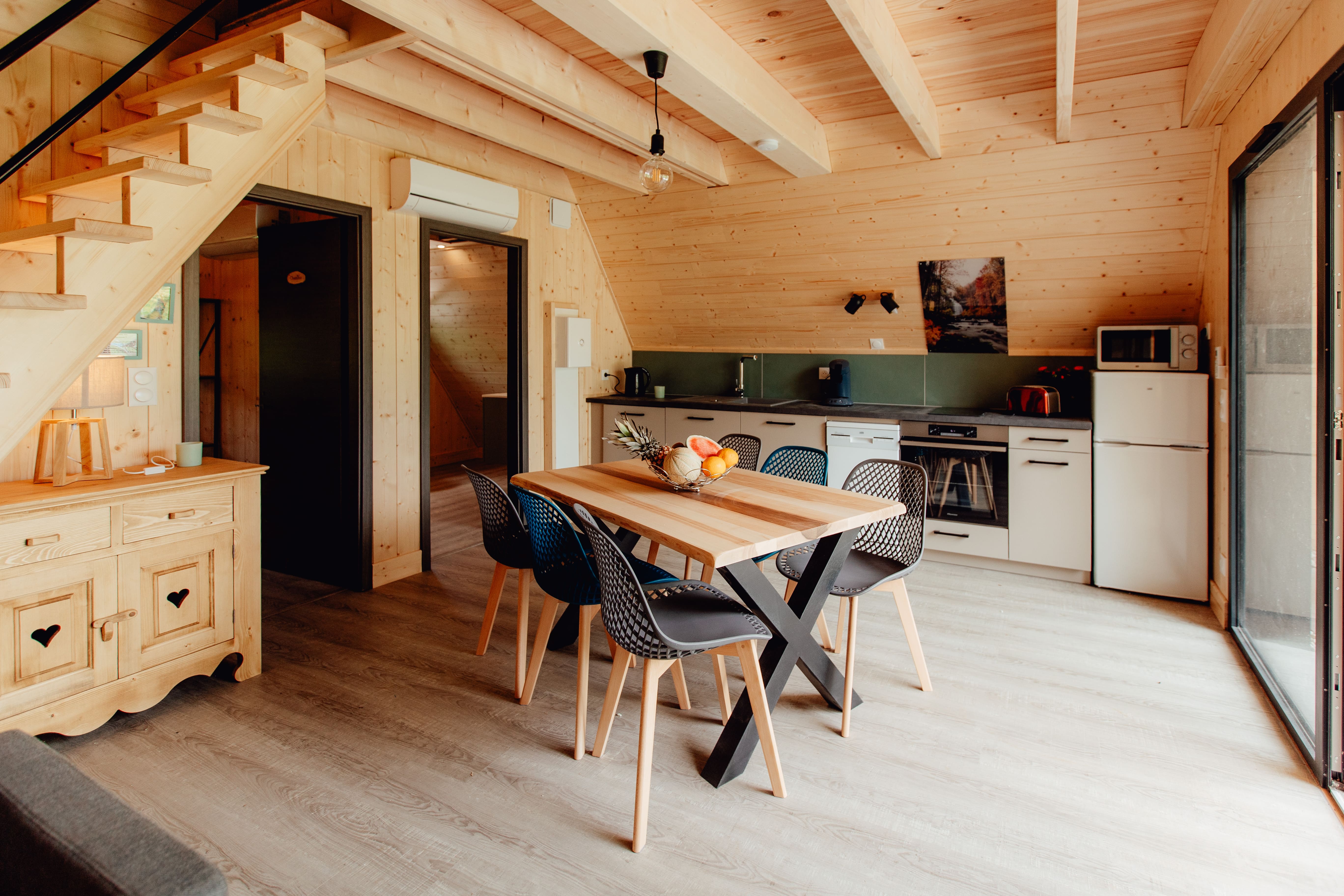 Chalet Herisson : une évasion authentique en Franche-Comté à Coyron — salle de bain