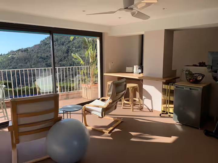 Le Loft bien-être de la Villa Zen — Loft avec spa à Saint-Jeannet à Saint-Jeannet — environnement naturel