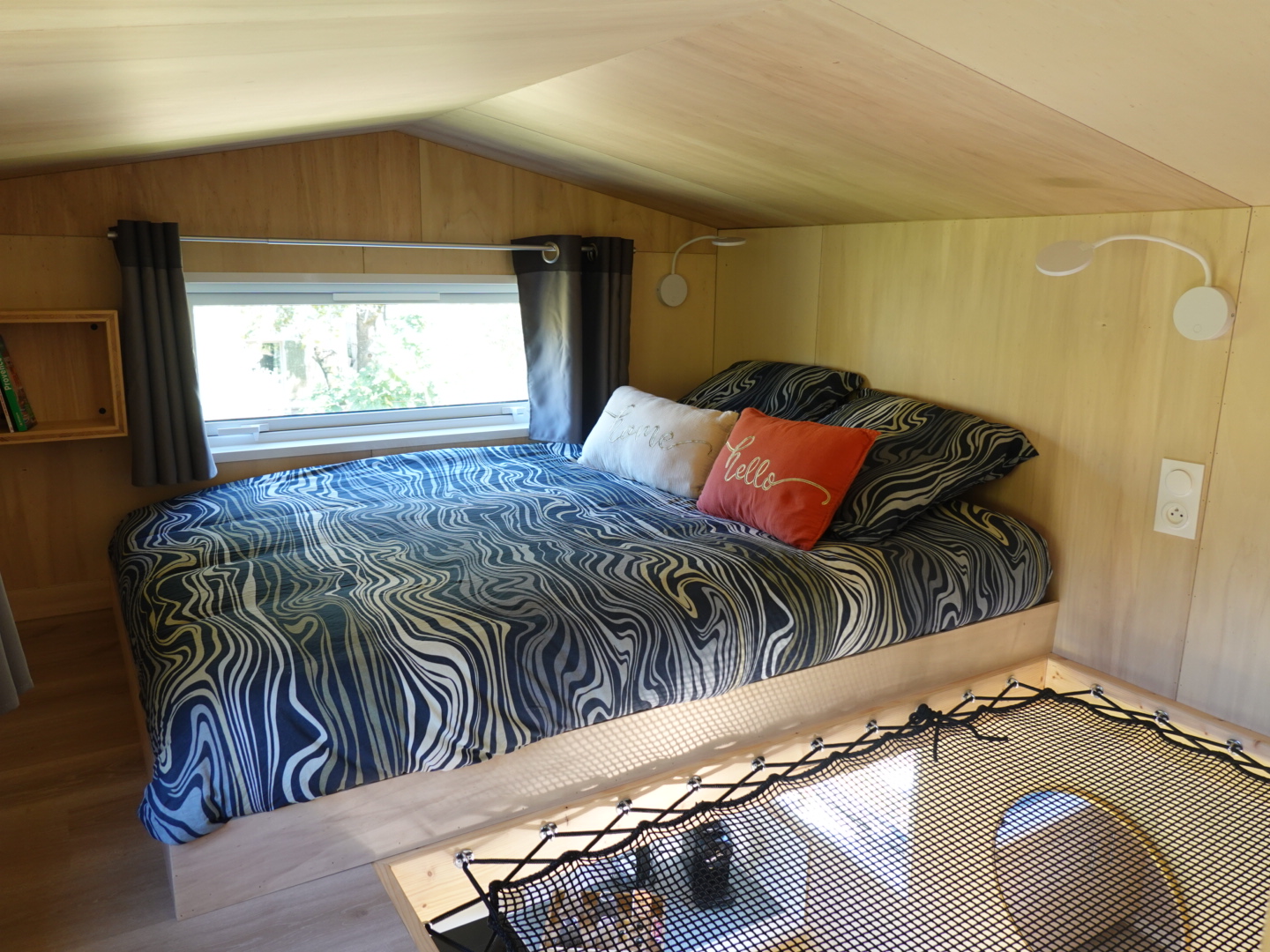 La Tiny du Rocher — Tiny House avec spa à Vaucluse à Apt — détail architectural