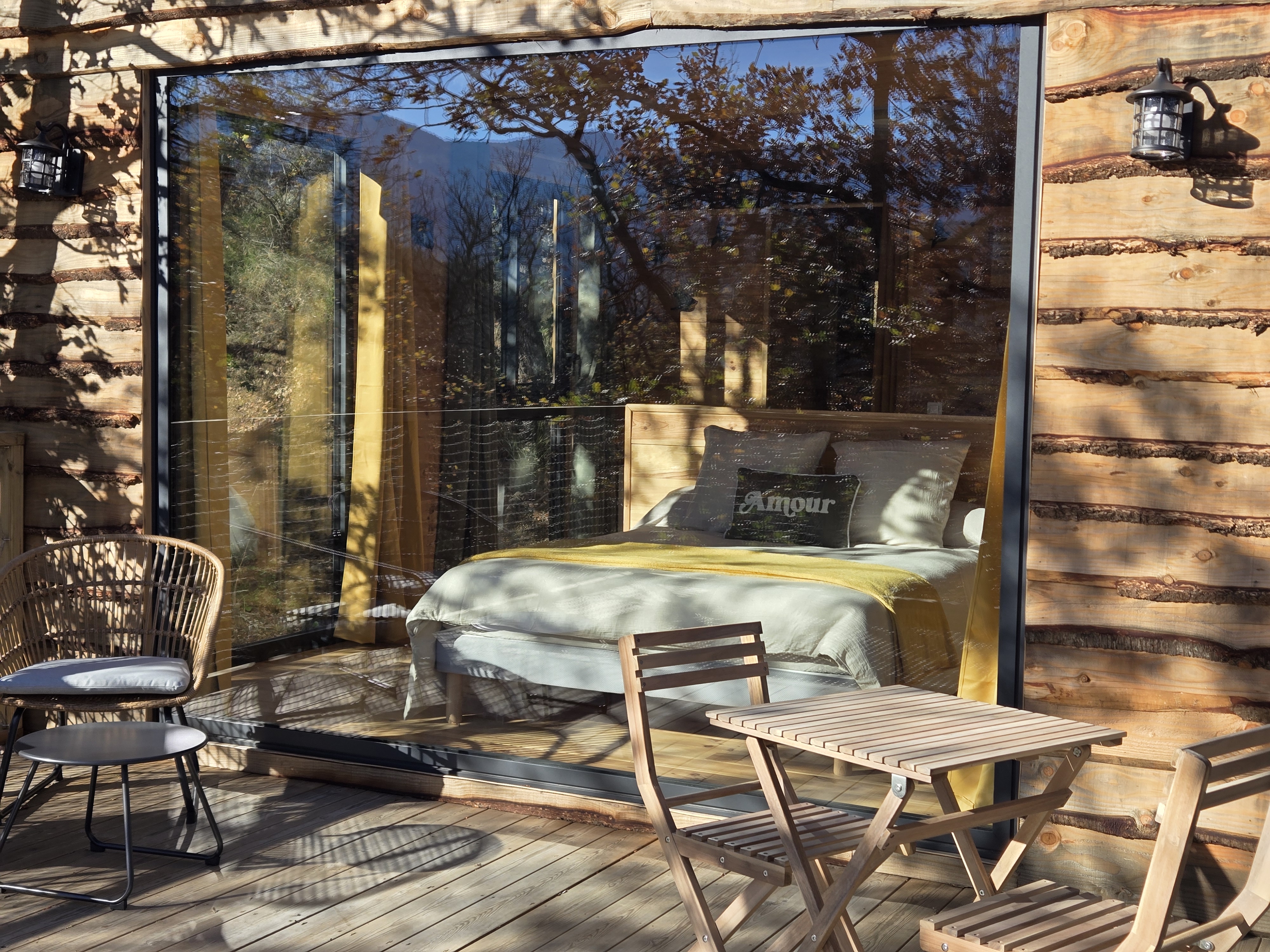 La Parenthèse — Cabane sur pilotis avec spa à Pyrénées-Orientales à Finestret — détail architectural
