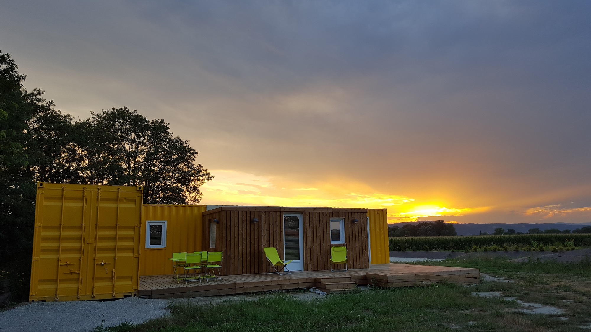 Container Jaune Soleil : une expérience unique en Rhône-Alpes