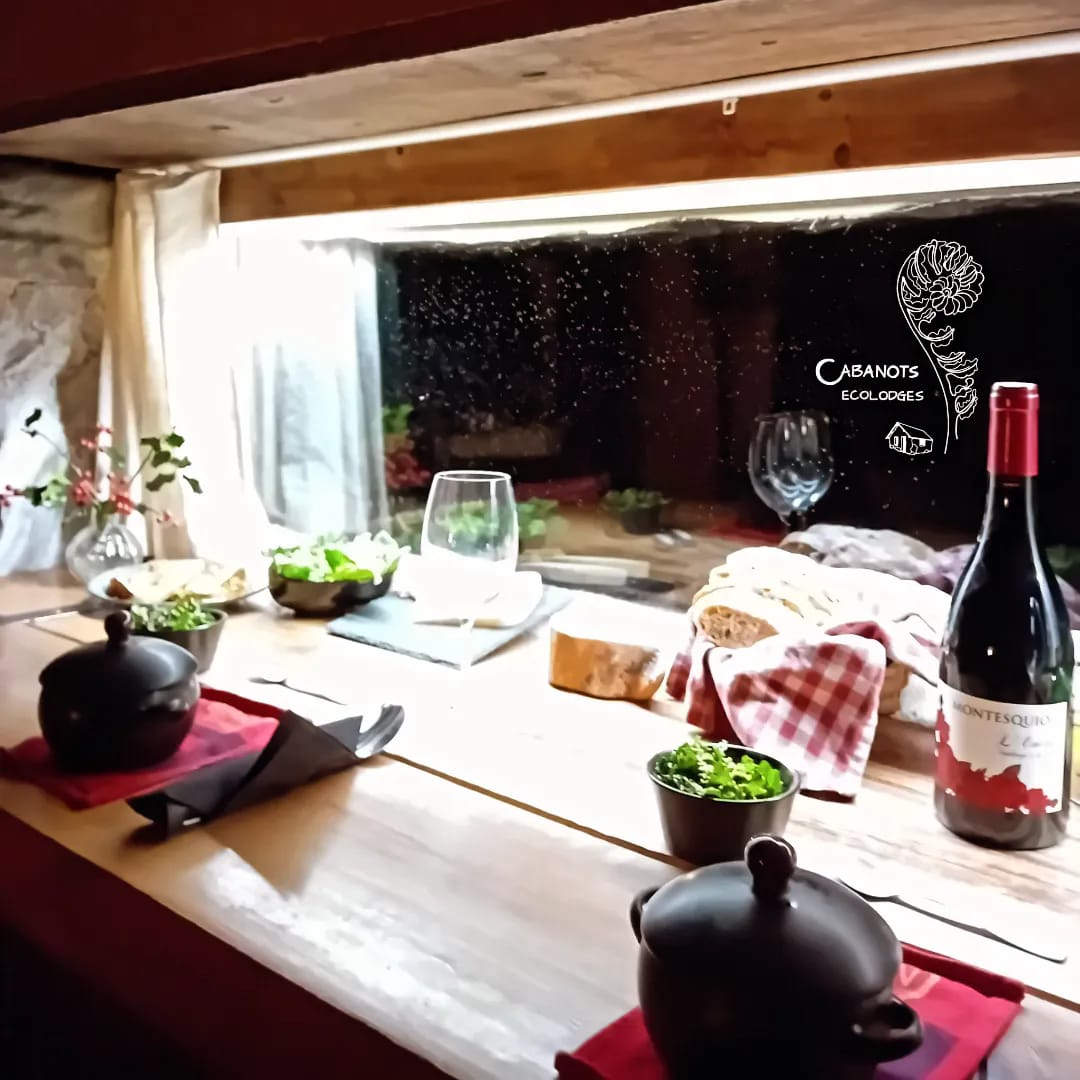 Cabanot — Ecolodge avec spa à 900m d'altitude dans les Pyrénées-Atlantiques à Laruns — cuisine