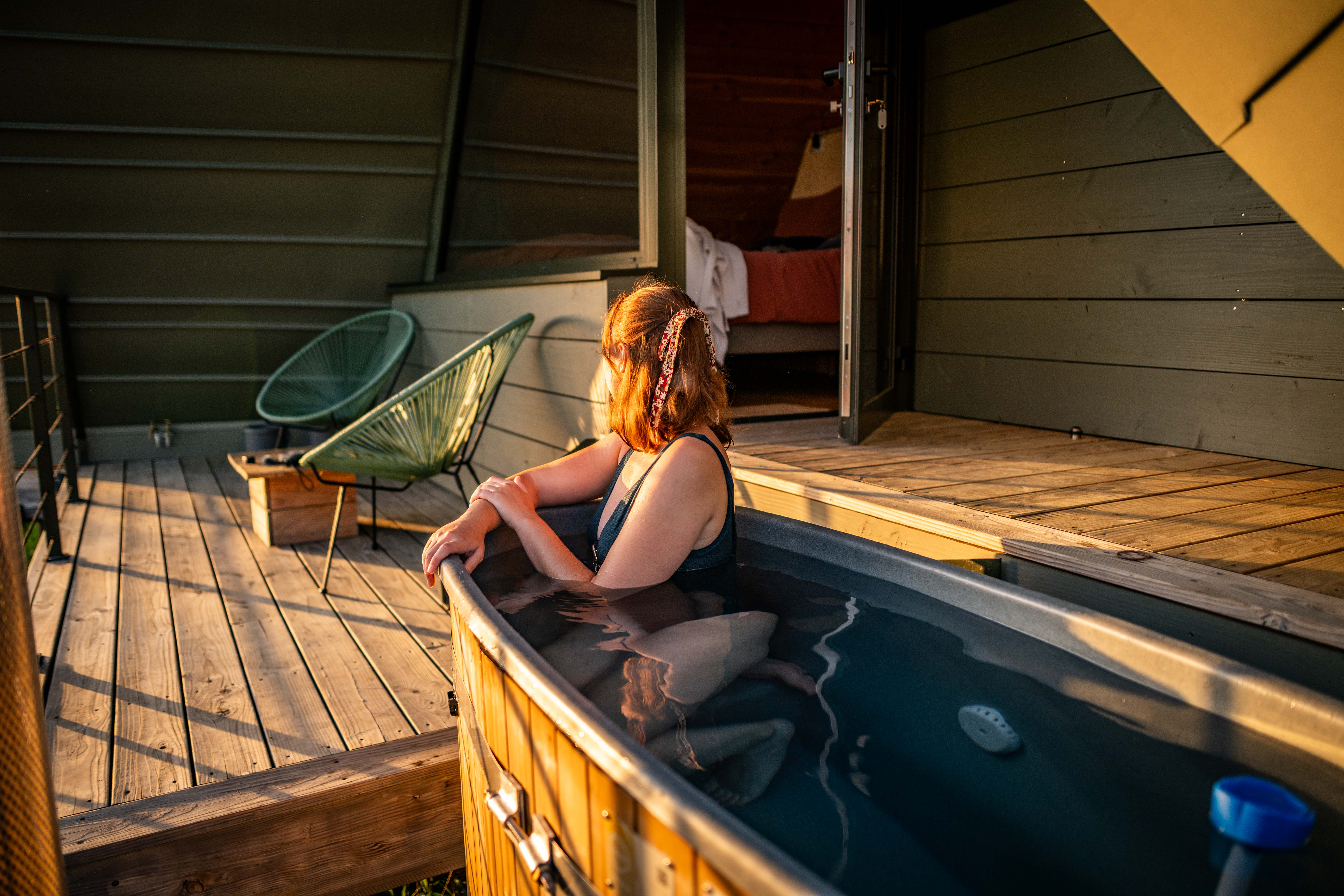 Ecolodge de luxe en pleine nature avec bain nordique à Massingy-Lès-Vitteaux — environnement naturel