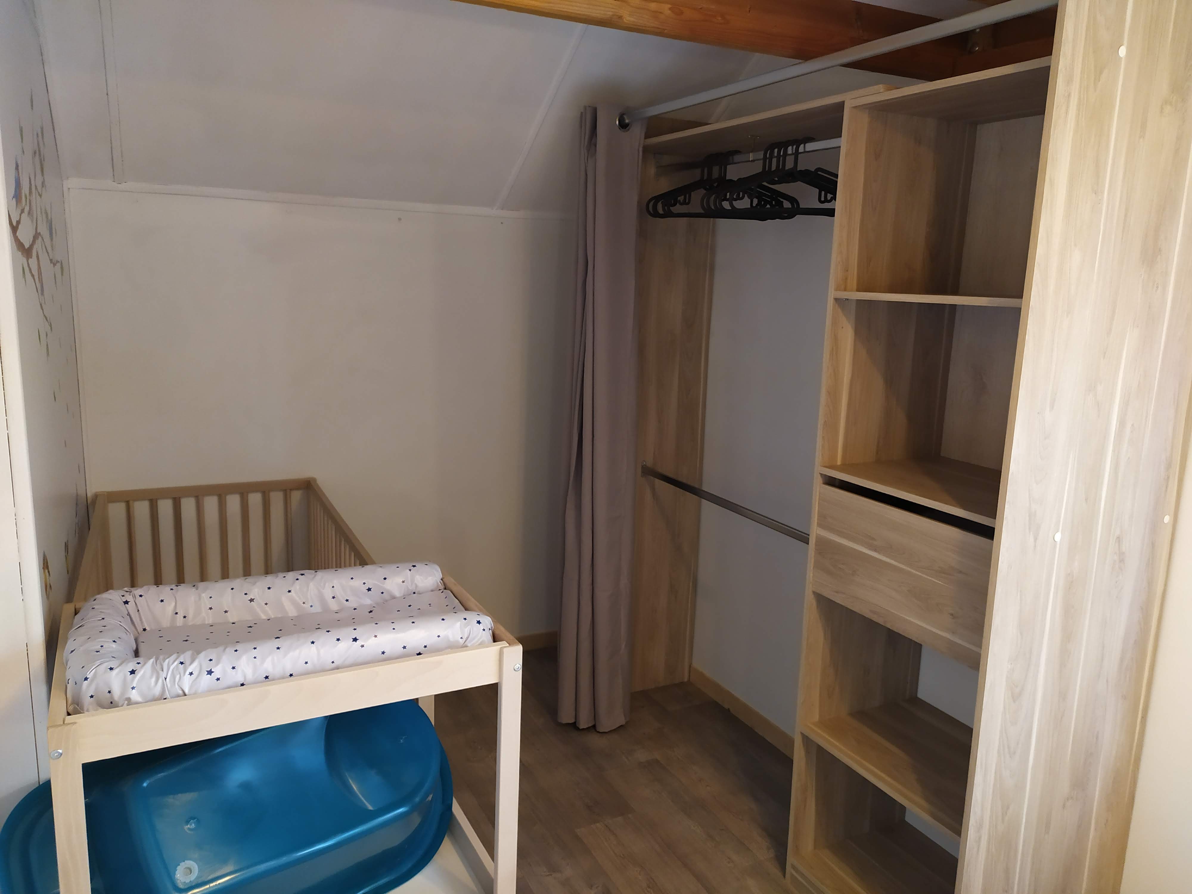 Chalet Spa de Senaud : une évasion romantique en Rhône-Alpes à Albon — environnement naturel