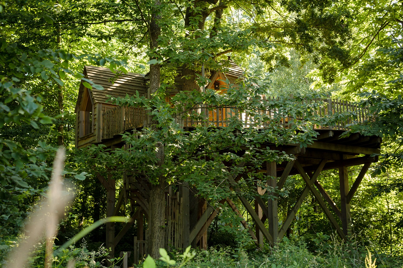 Cabane Spa Aventure : une immersion dans les arbres en Picardie à Raray — espace de vie
