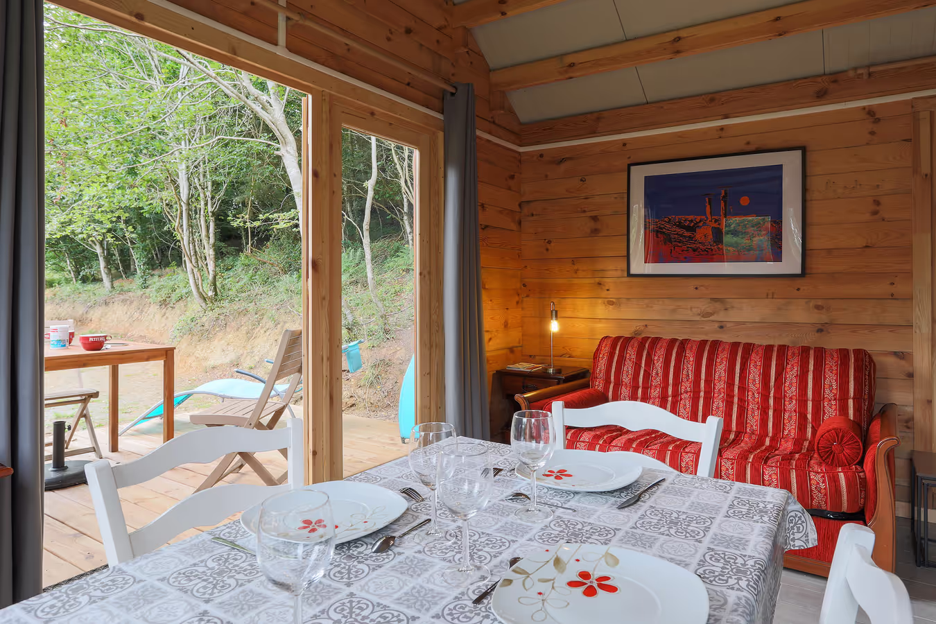 Ty Koad — Chalet avec spa et jacuzzi en Finistère à Keryanti — vue depuis la terrasse