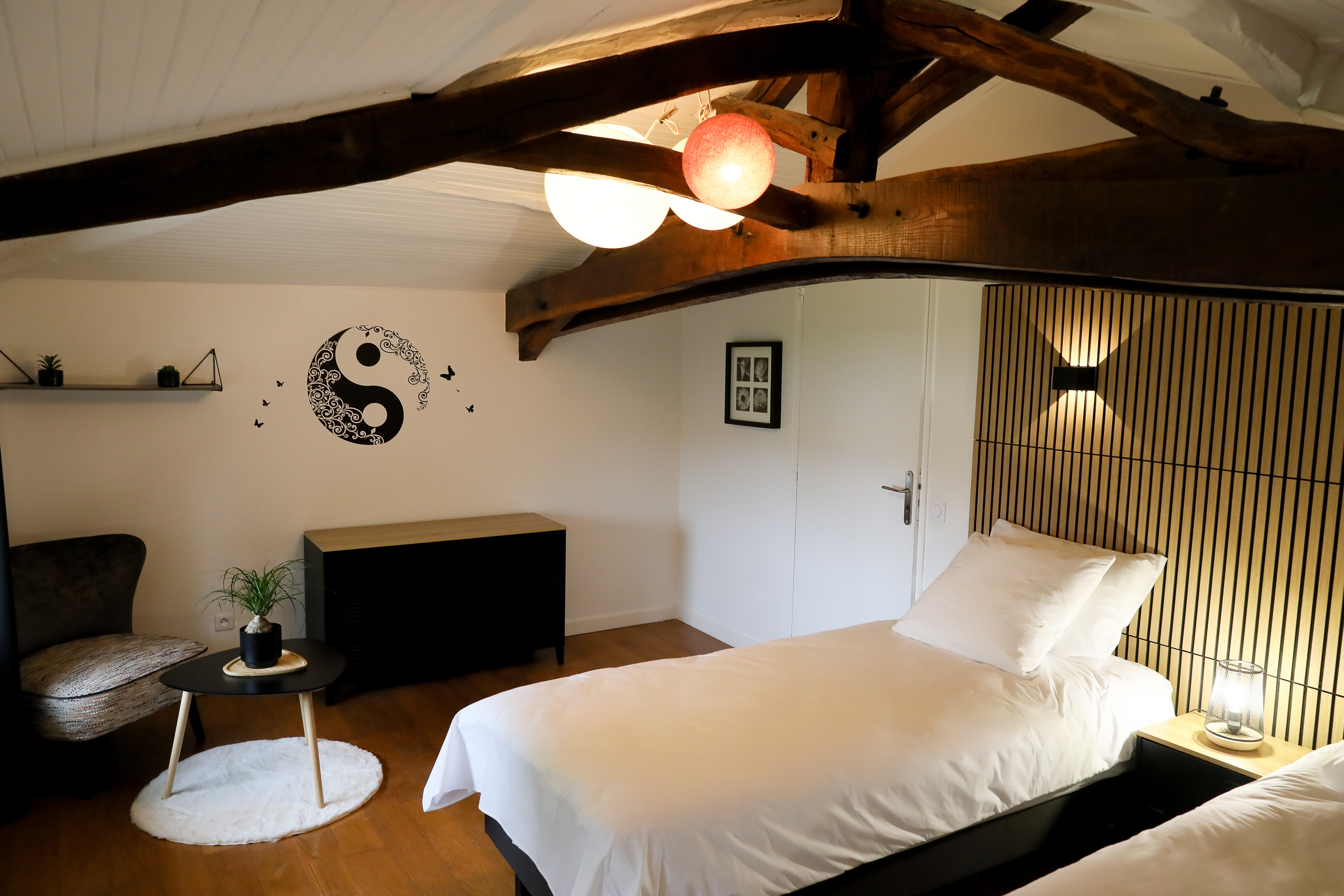Au Lit D'Ô — Maison insolite avec bain nordique à Deux-Sèvres à Niort — cuisine