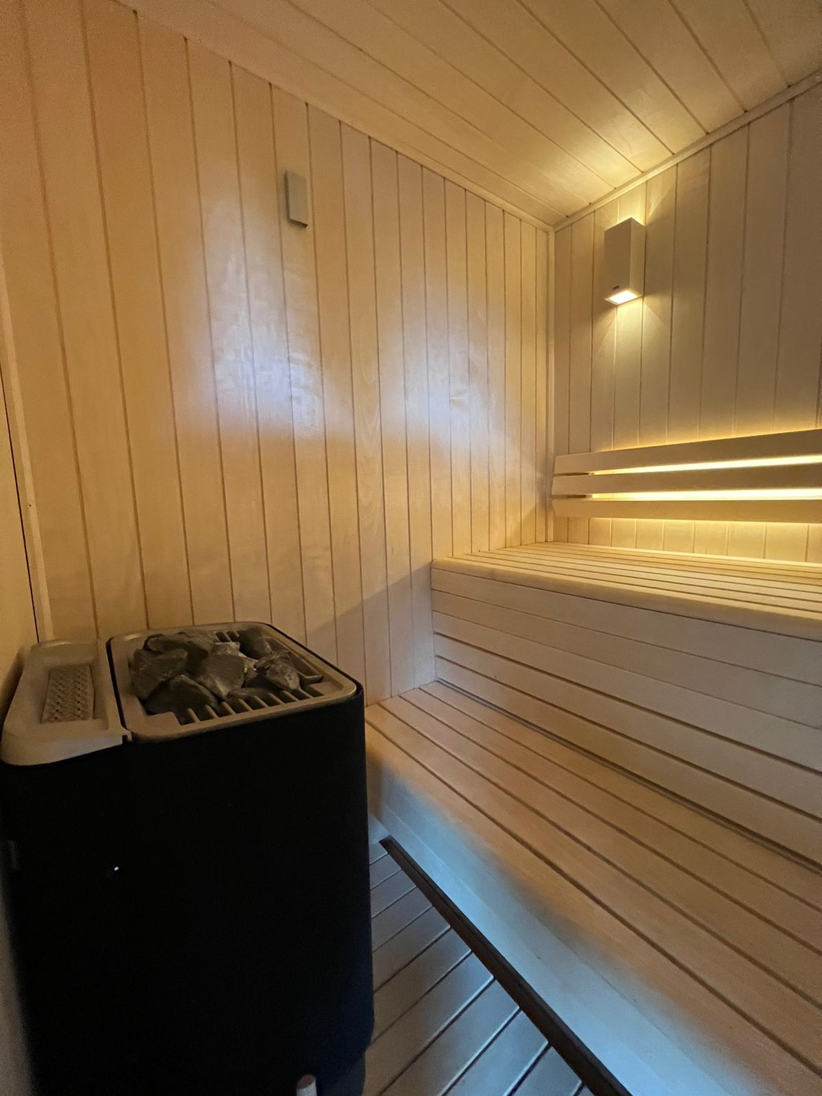 Cabane Petit Bois : une expérience immersive en pleine nature à Boismorand — chambre