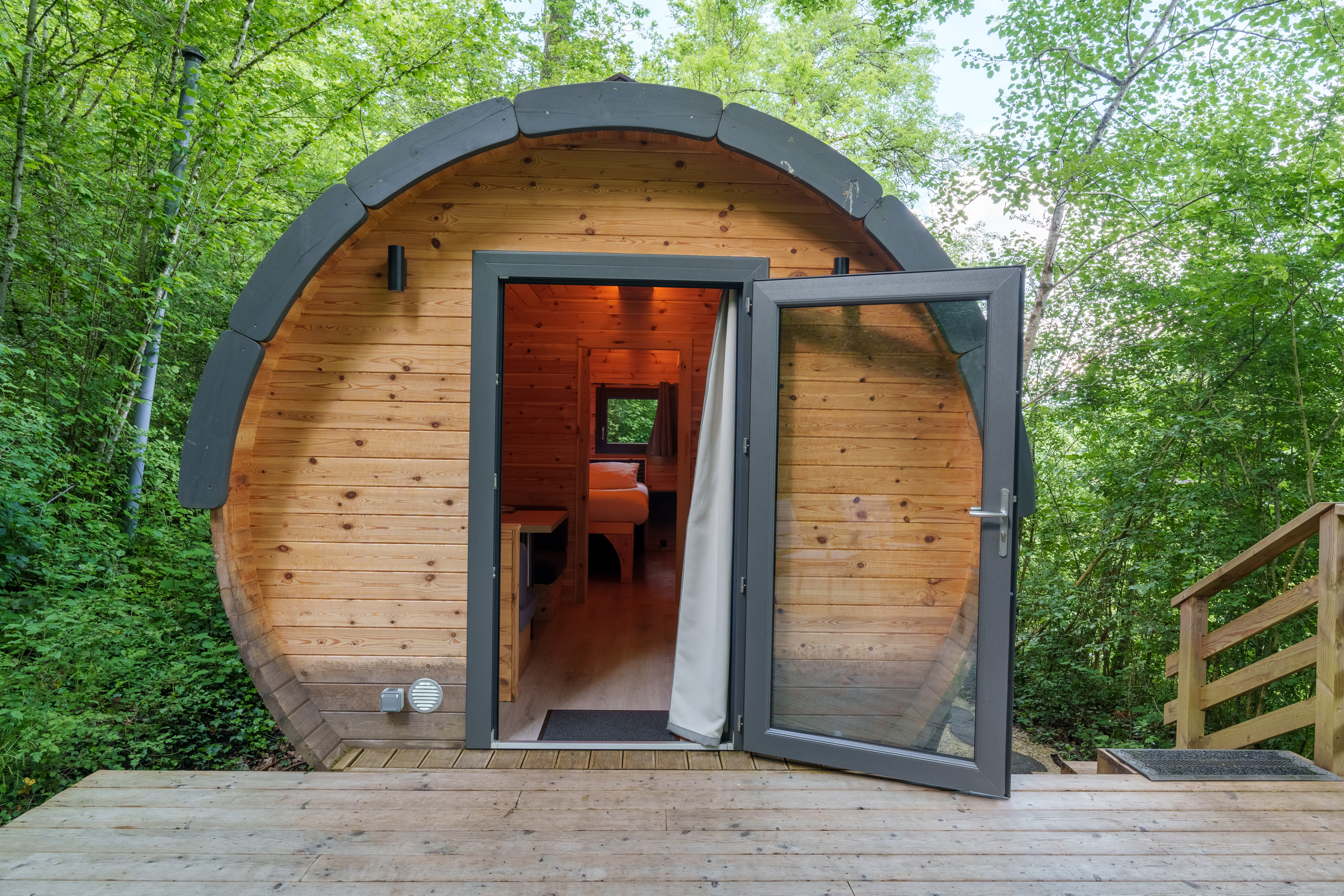 Tonneau Spa Dolio — Hébergement insolite avec spa à Haute-Marne à Saint-Dizier — chambre