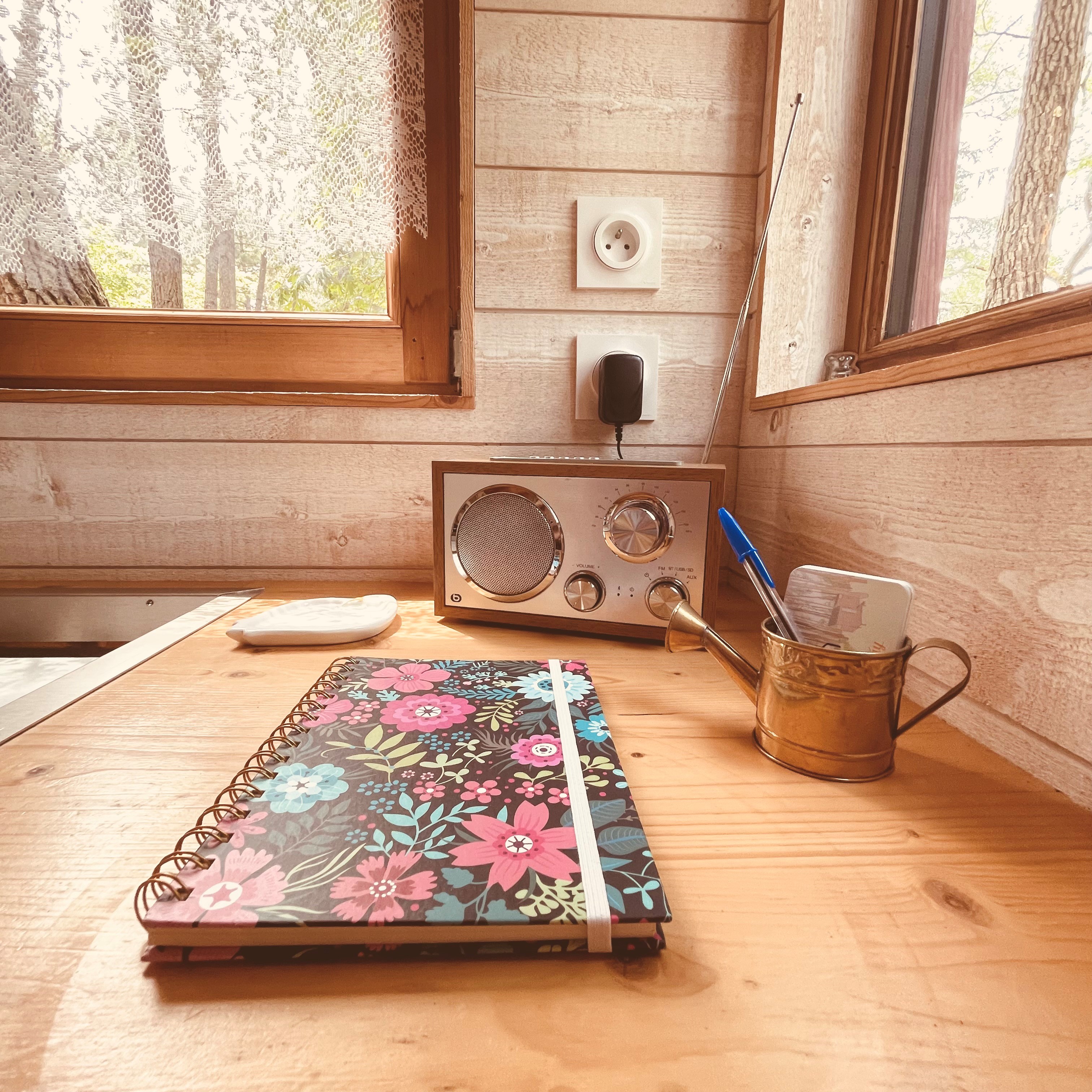 Tiny house - La Kaléïde : une évasion en pleine nature à Clefs-Val-D'anjou — vue depuis la terrasse