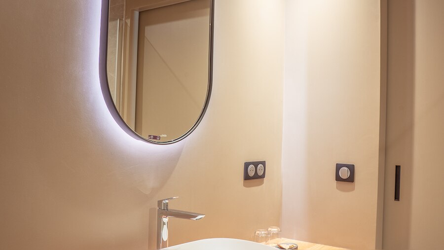 Suite Prestige Terrasse — Château avec sauna & bain nordique à Indre-et-Loire à Tours — environnement naturel