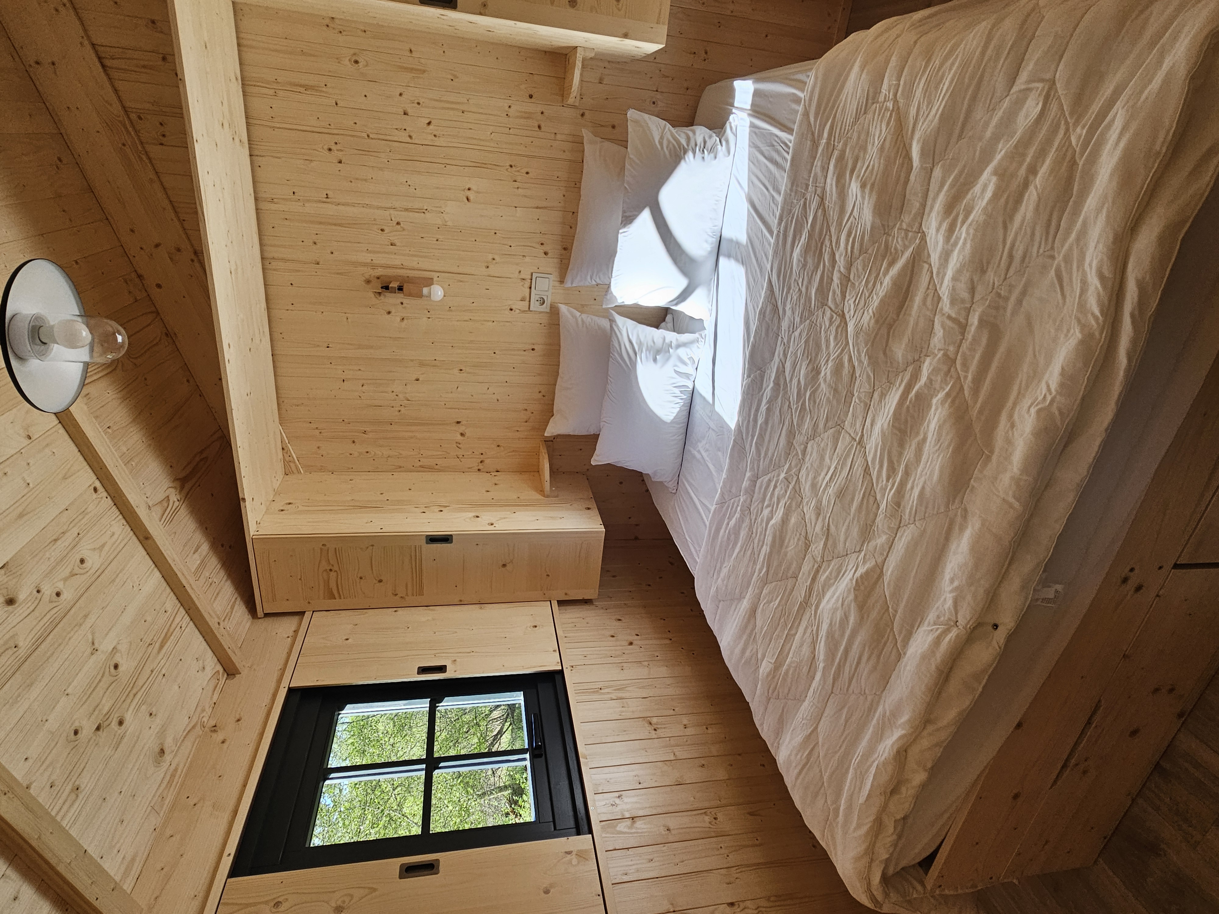 Lodge sur pilotis au cœur de la nature à Saint Andre Allas — salle de bain
