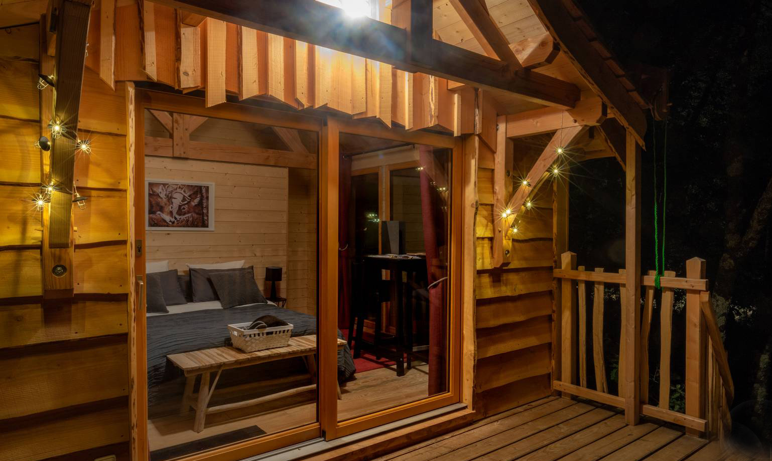 Cabane Spa Buzet — Cabane sur pilotis avec spa à Lot-et-Garonne à Port-Sainte-Marie — détail architectural
