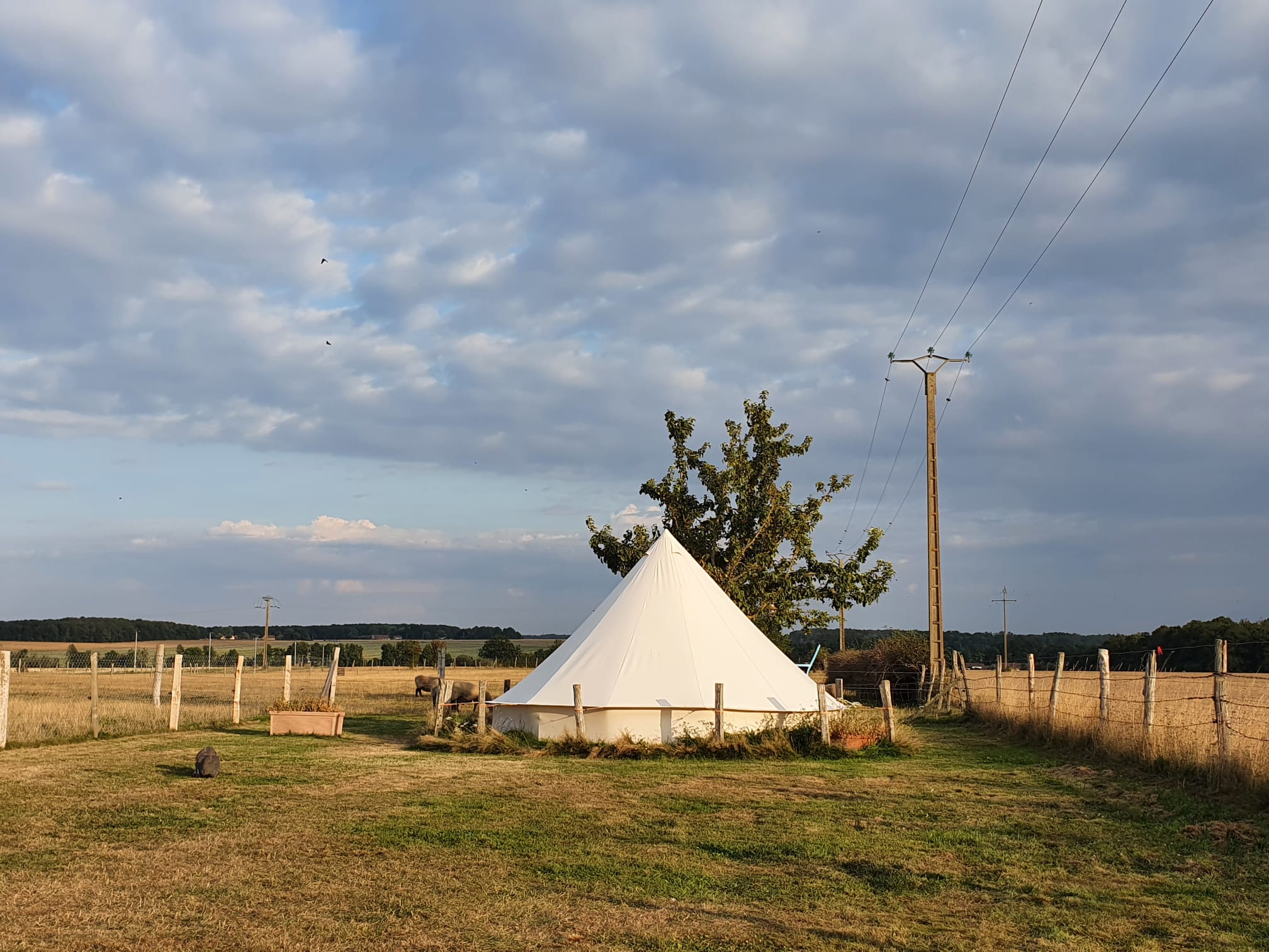 Tente Sibley T5 — Séjour nature avec spa à Eure-et-Loir