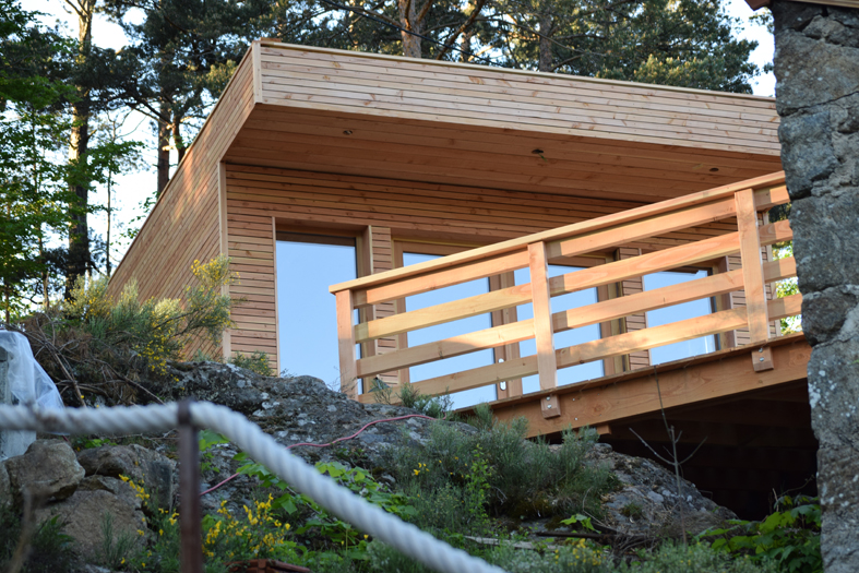 Le Chalet GAIA — Cabane avec spa à La Roche aux Fées (Haute-Loire) à Lapte — espace de vie