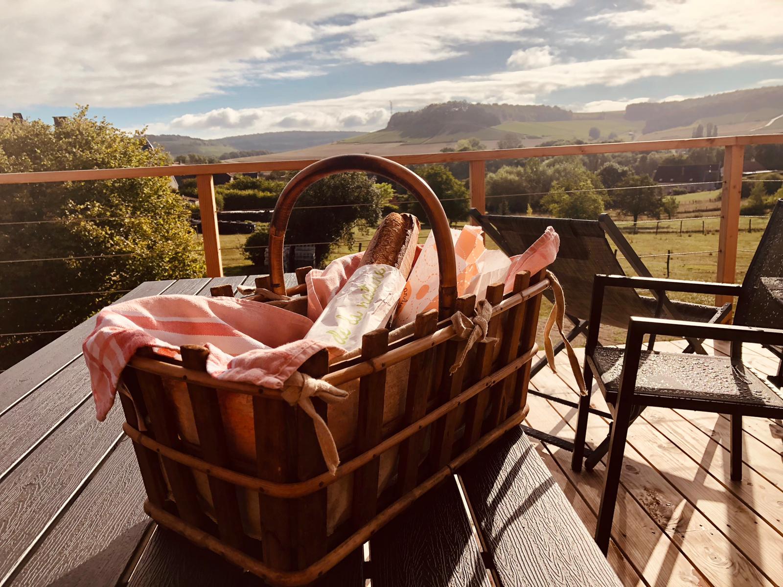 Nuit féerique en Champagne & Spa : Dôme enchanteur à Meurville — chambre