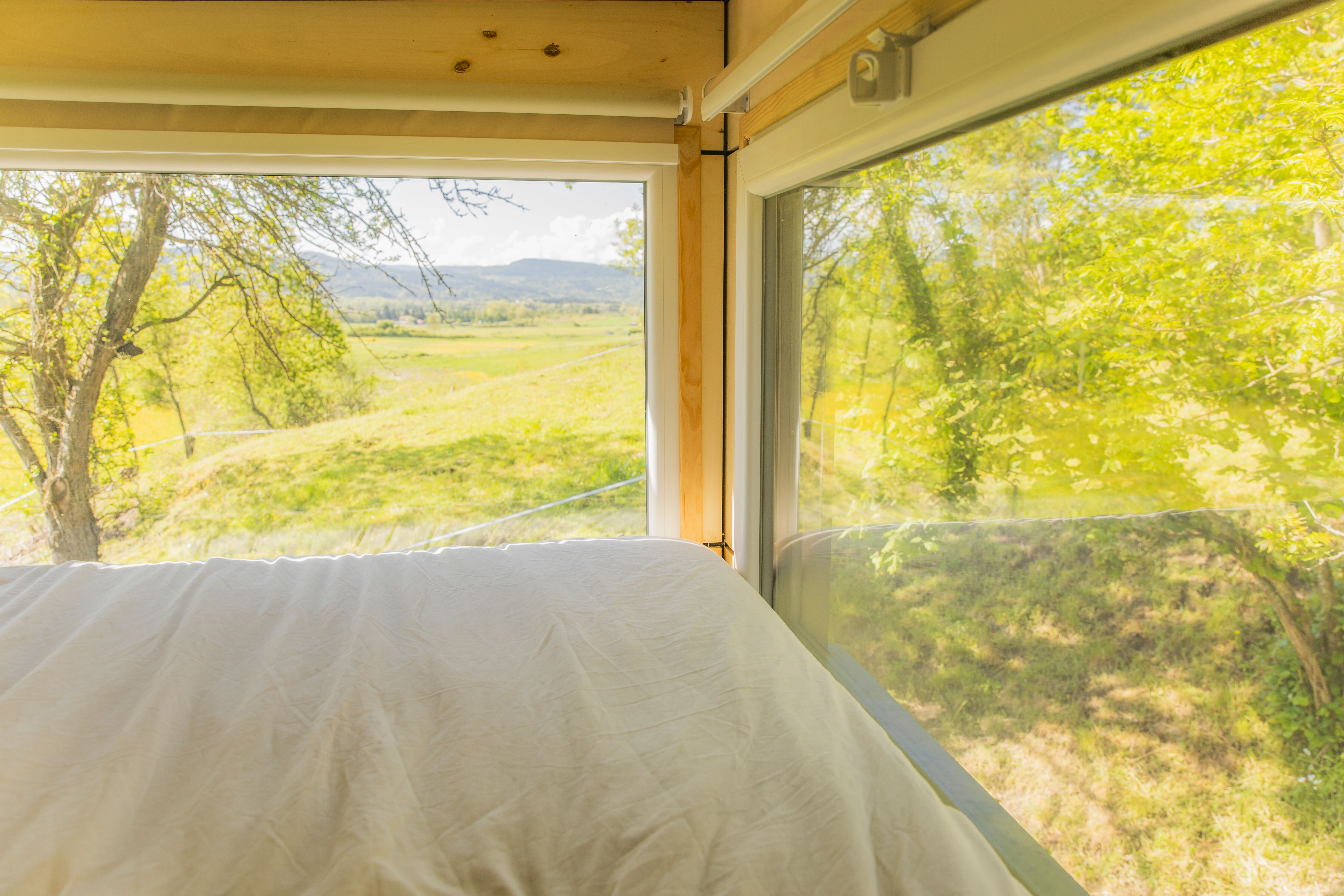 La Clairière de Peylenc : une tiny house au cœur de l'Auvergne à Saint-Pierre-Eynac — chambre