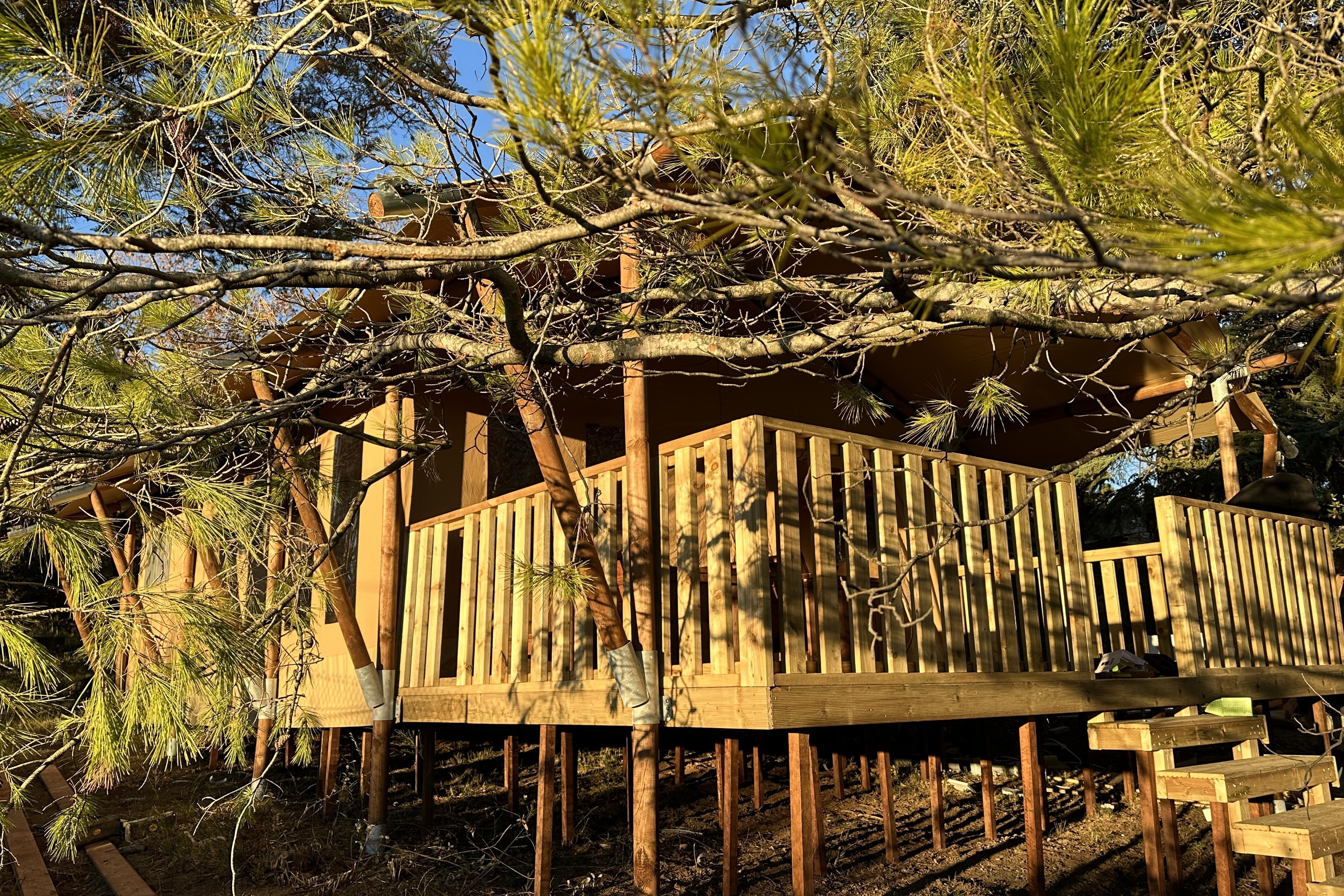 Tente l'Aven — Glamping avec spa et piscine à Aude à Gaja-et-Villedieu — environnement naturel