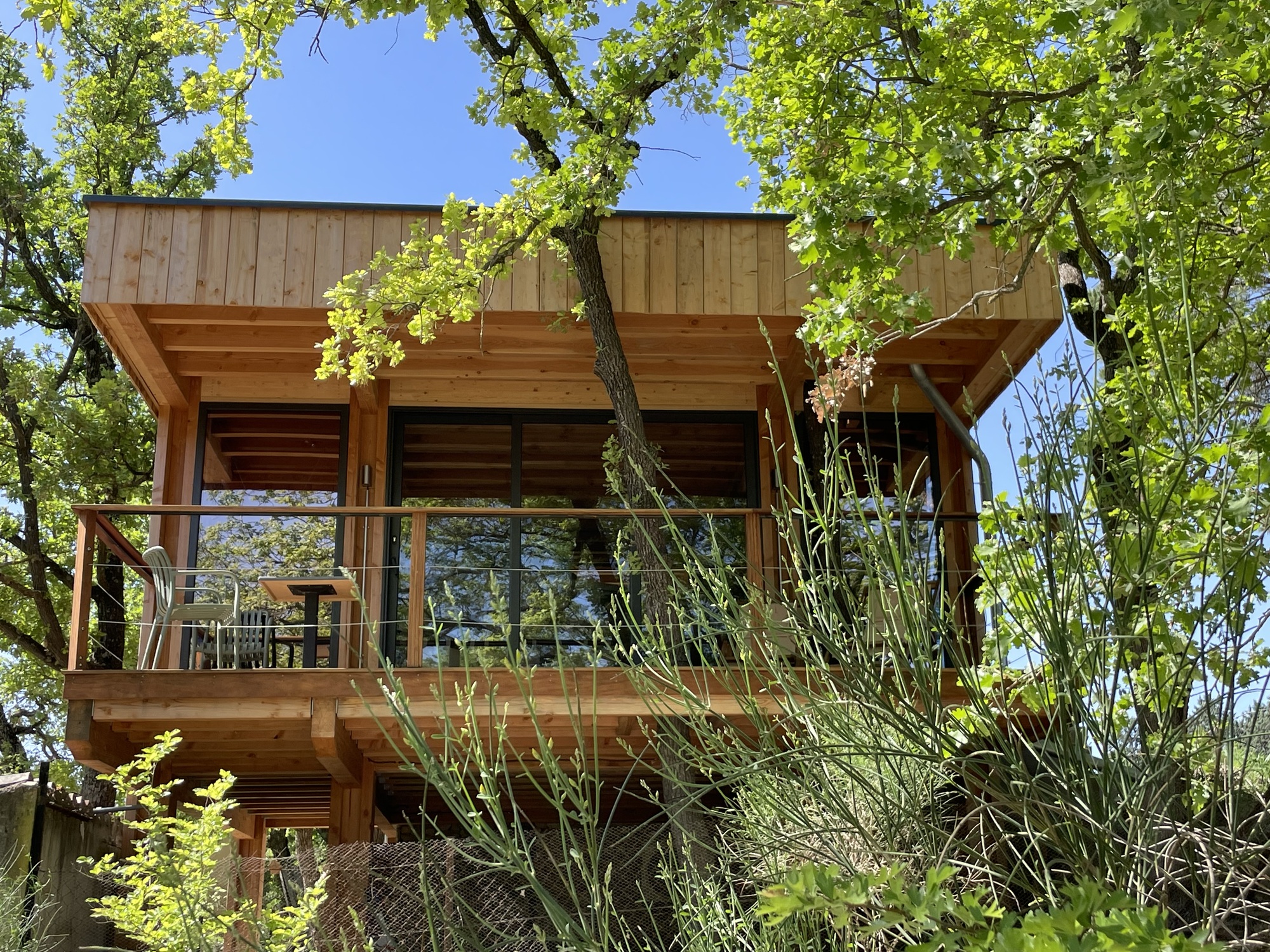 Le Nid en Provence — Cabane sur pilotis avec spa à Bouches-du-Rhône à Marseille — salle de bain