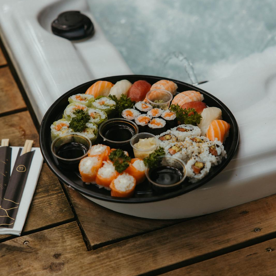 Wabi Sabi Lodge — Cabane sur pilotis avec Spa à Corrèze à Brive-la-Gaillarde — vue depuis la terrasse