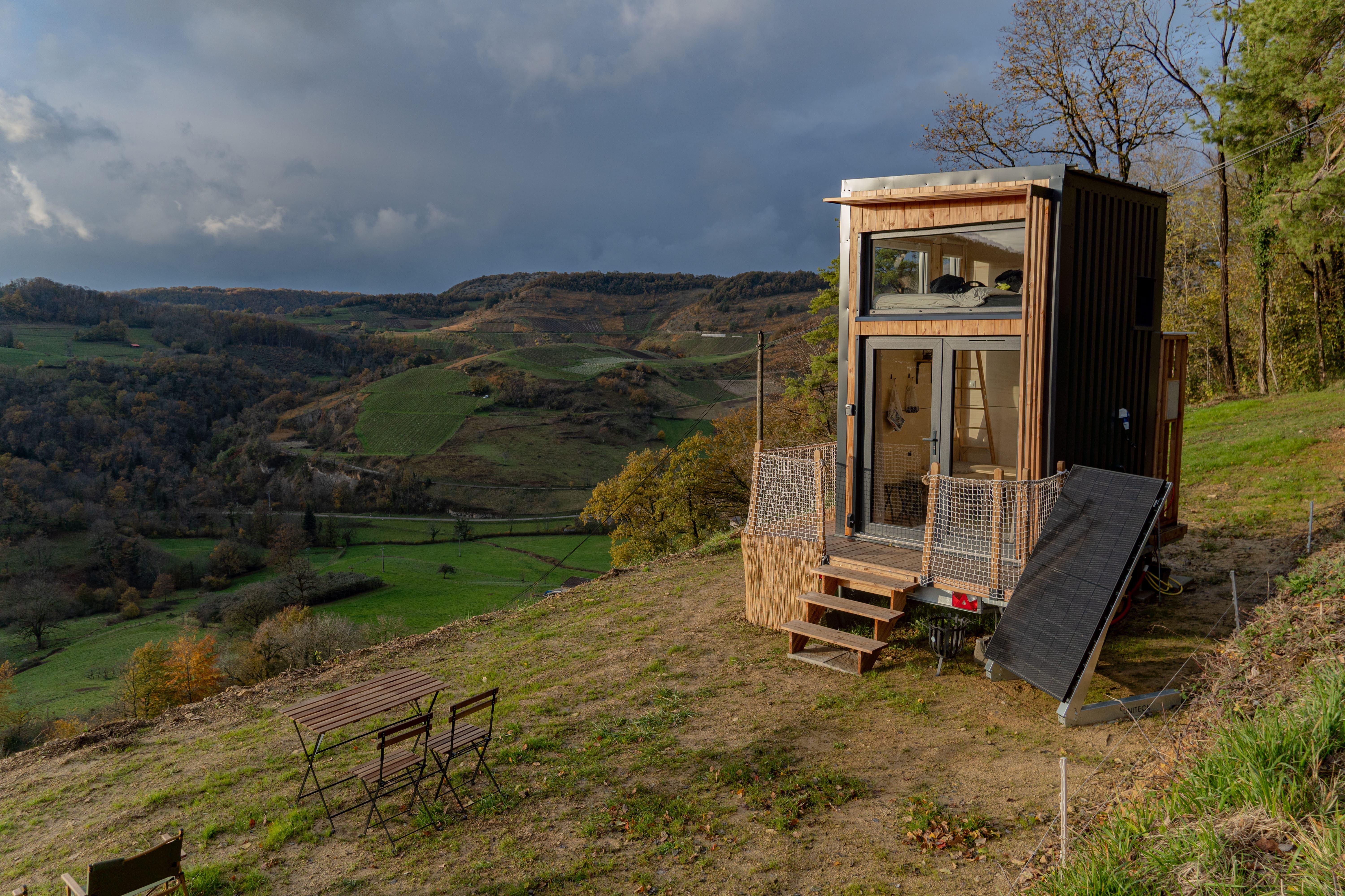Belvédère du Haut Bugey — Tiny House panoramique à Boyeux (Ain) à Boyeux-Saint-Jérôme — salle de bain
