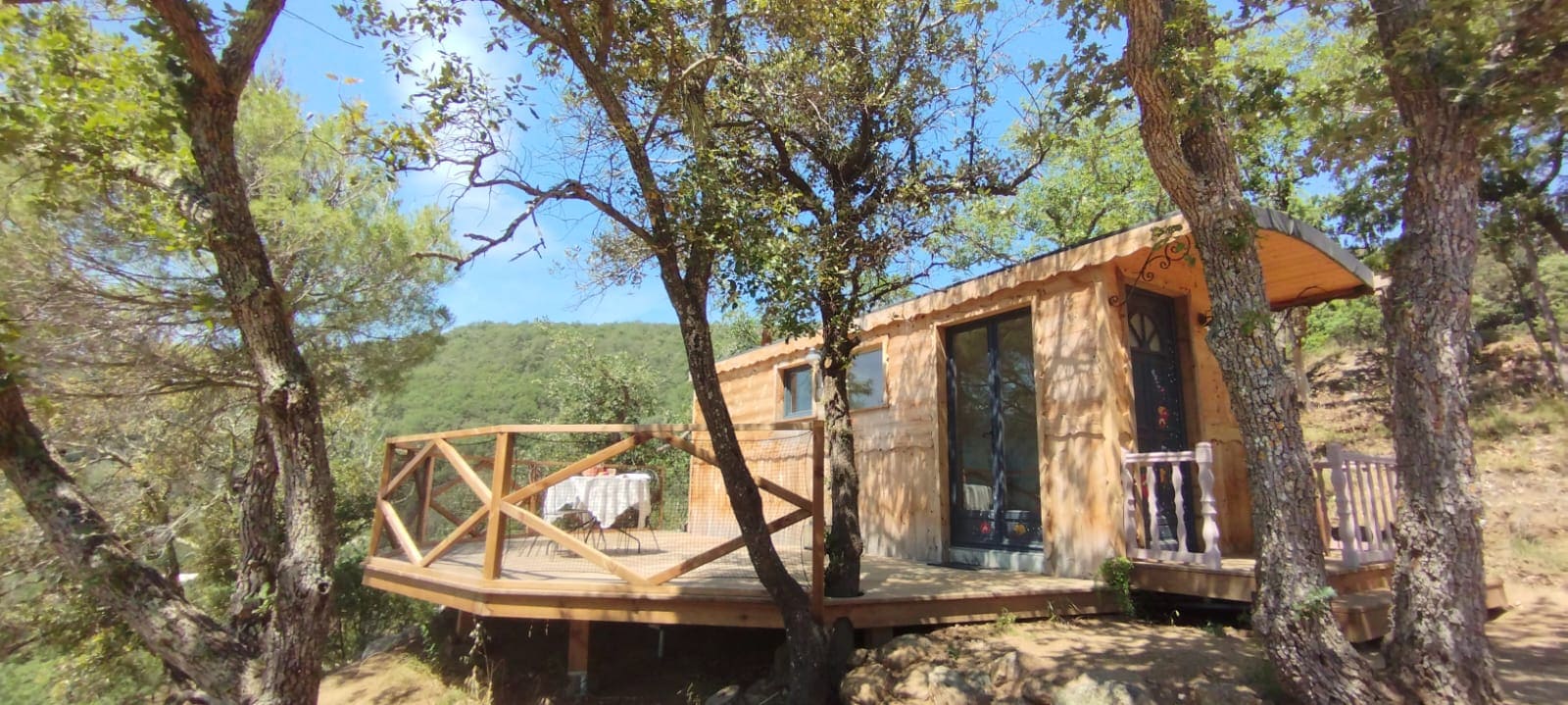 La Roulotte bohème — Roulotte avec spa à Languedoc-Roussillon à Perpignan — environnement naturel
